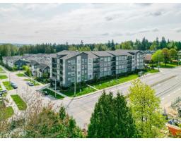 413 13628 81a Avenue, Surrey, BC V3W3E2 Photo 9