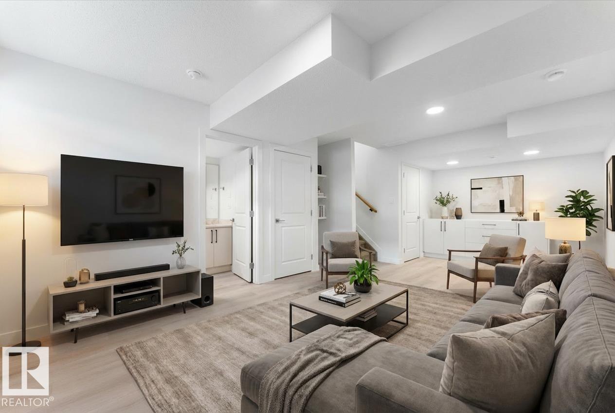 12033 92 ST NW - 46