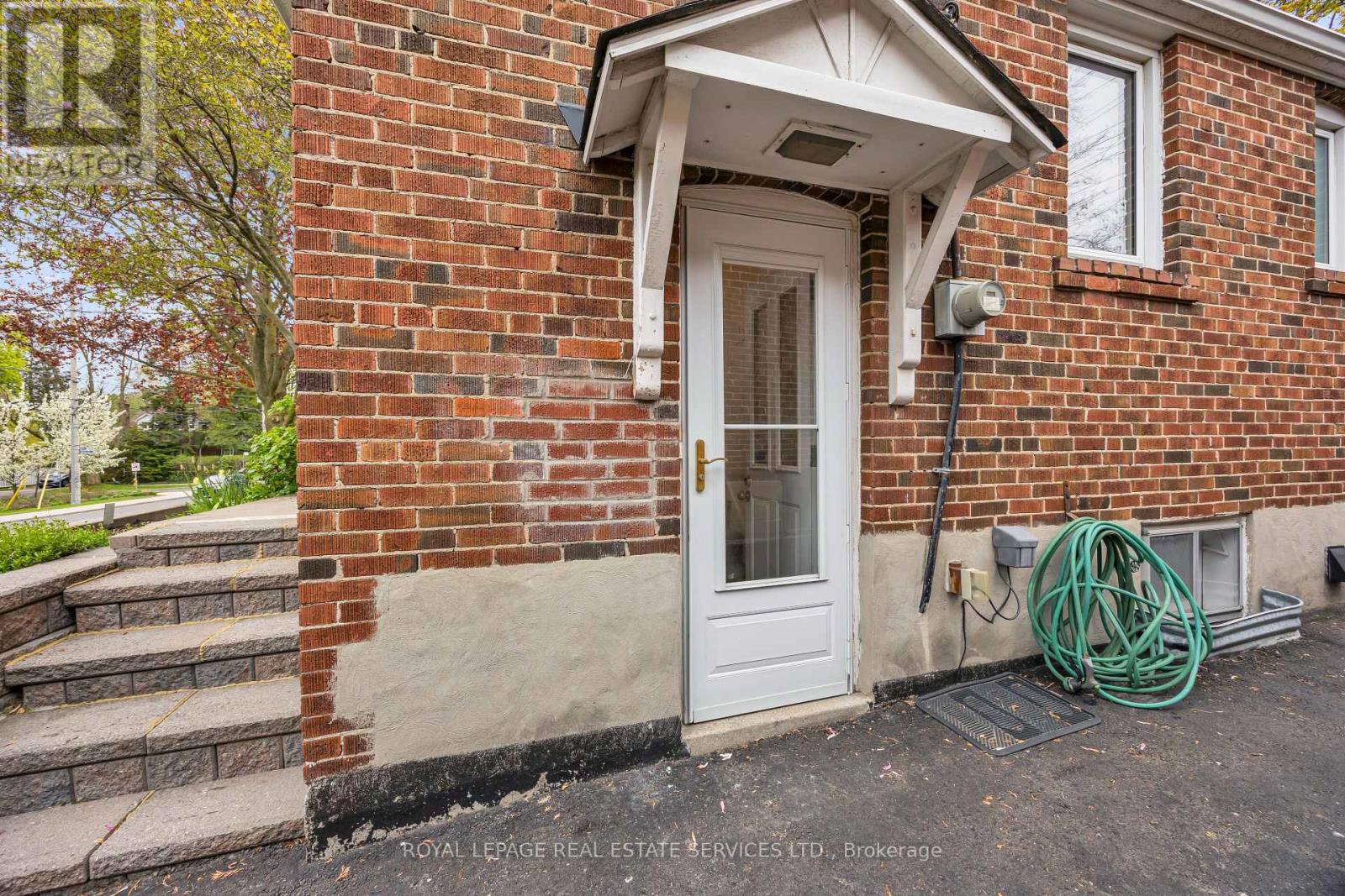 64 NESBITT DRIVE - 3