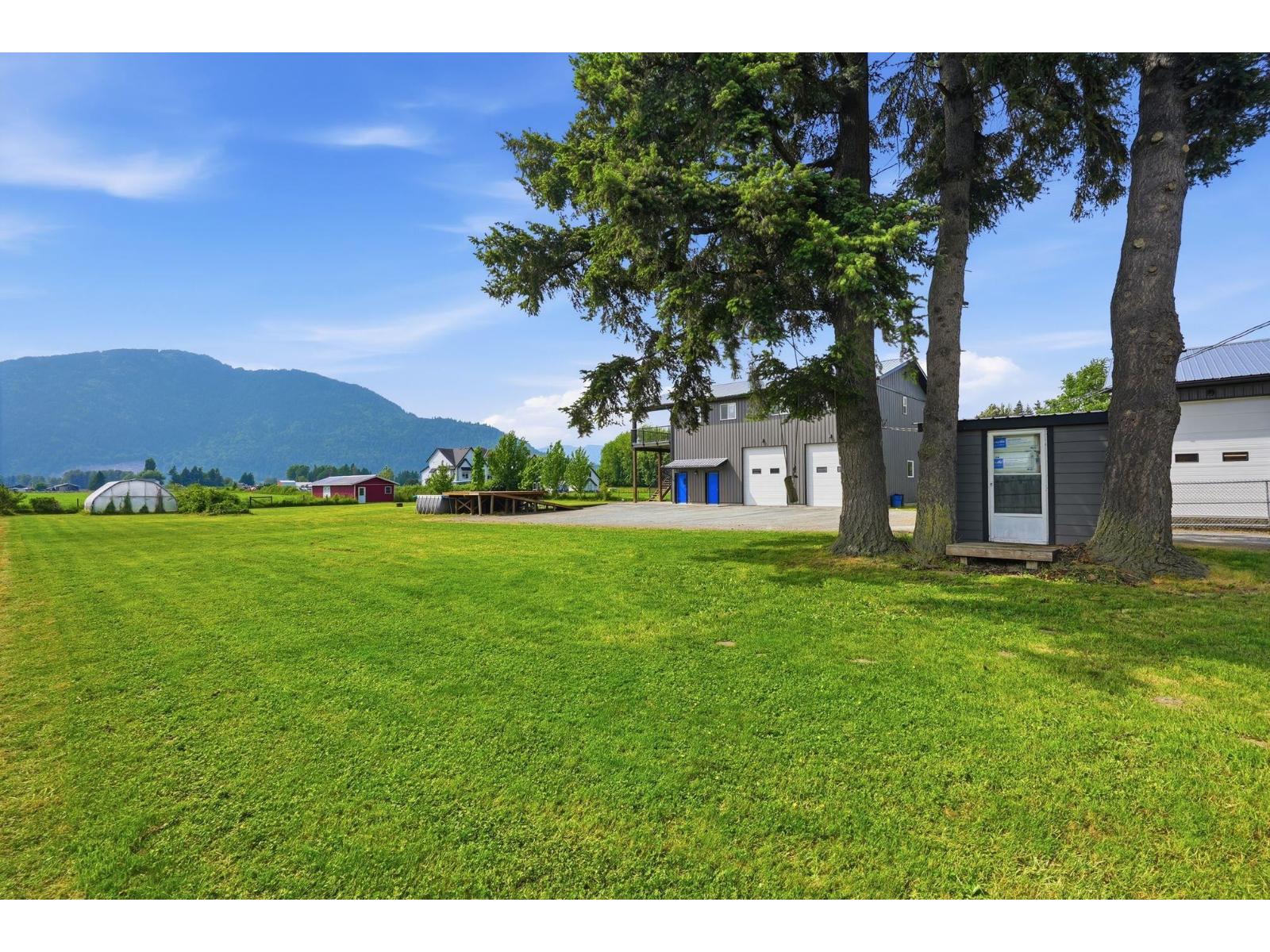 6155 BLACKBURN Road - main photo