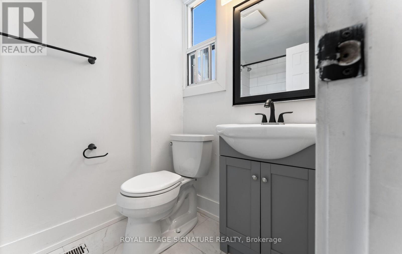 165 NAIRN AVENUE - 23