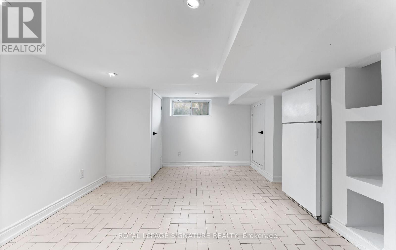 165 NAIRN AVENUE - 25