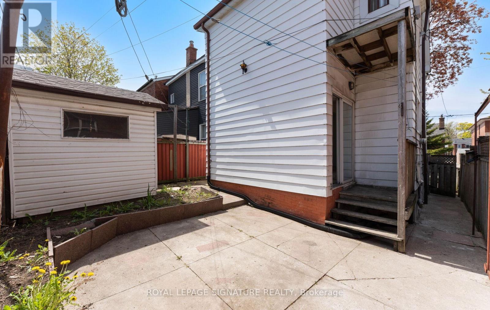 165 NAIRN AVENUE - 31