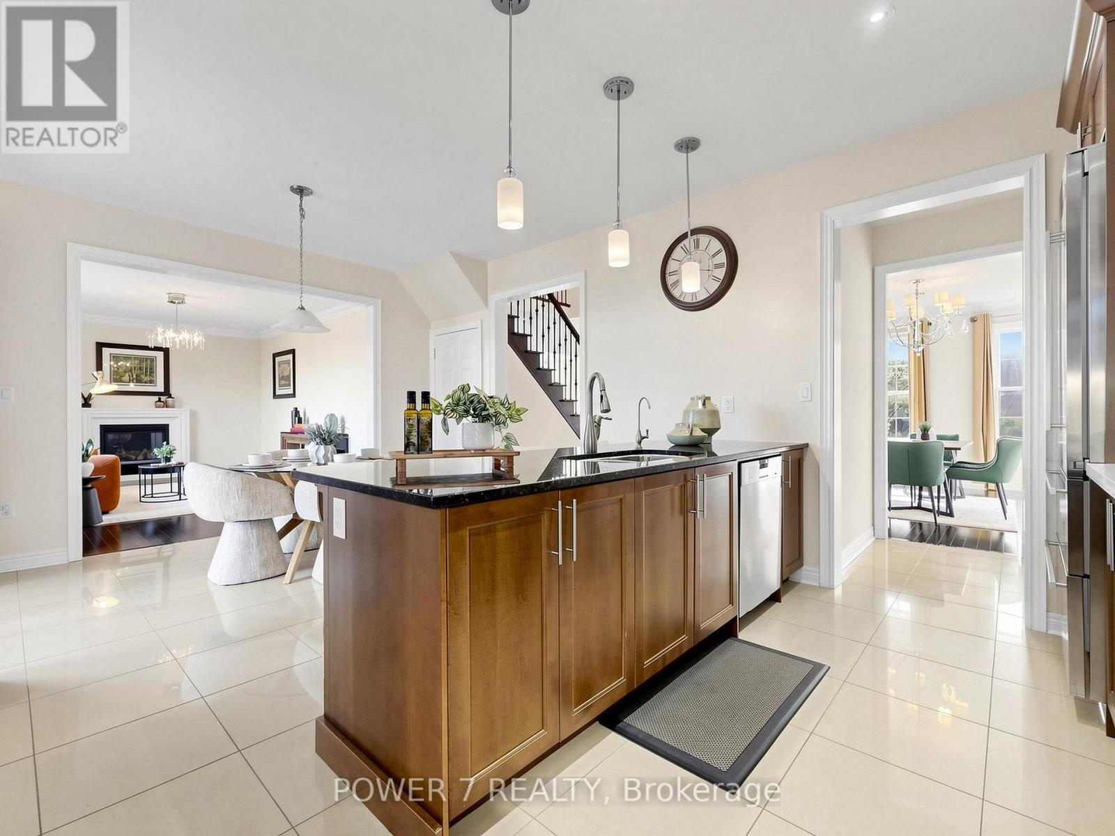 7 BEMBRIDGE DRIVE - 18