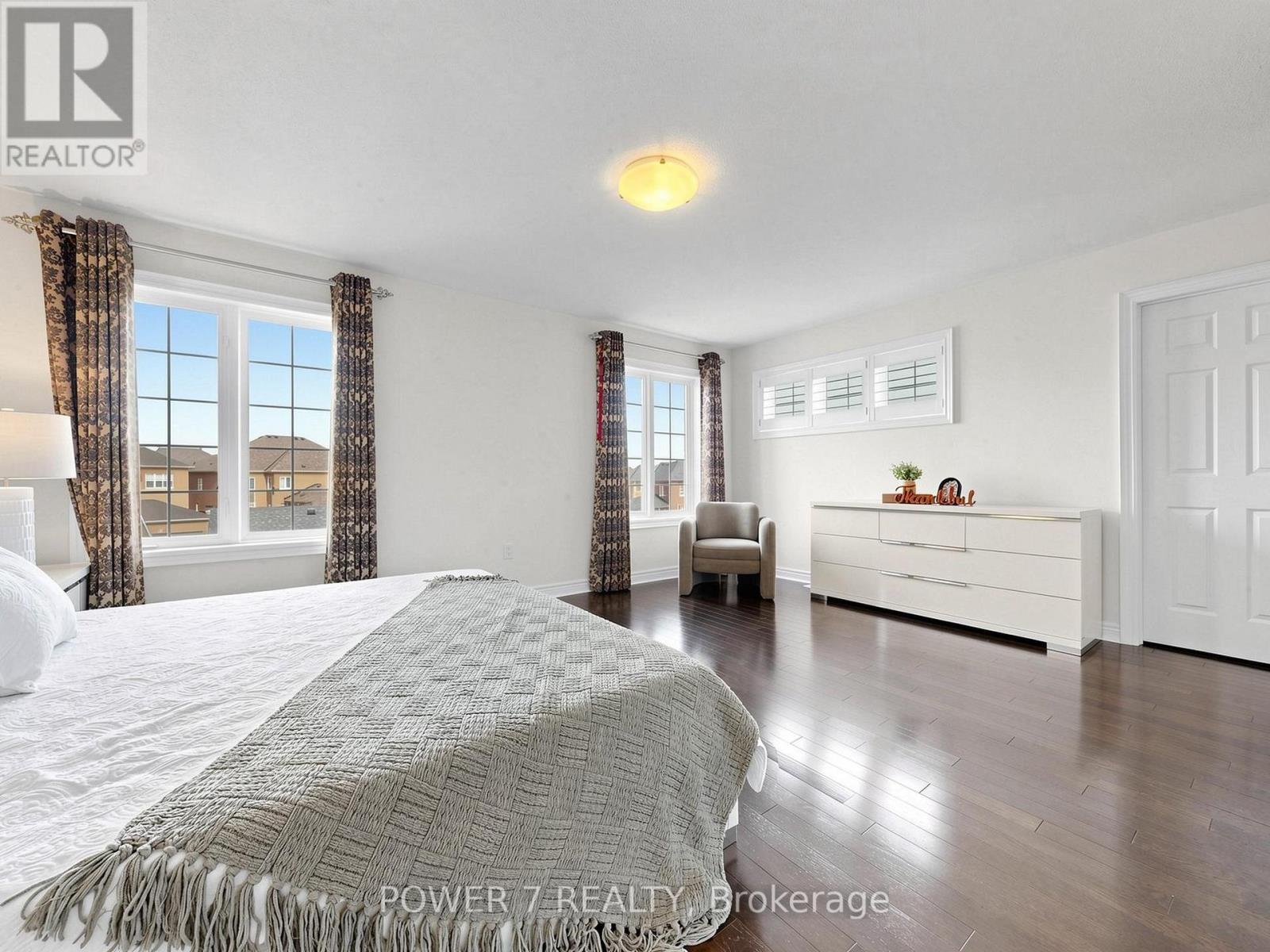 7 BEMBRIDGE DRIVE - 30
