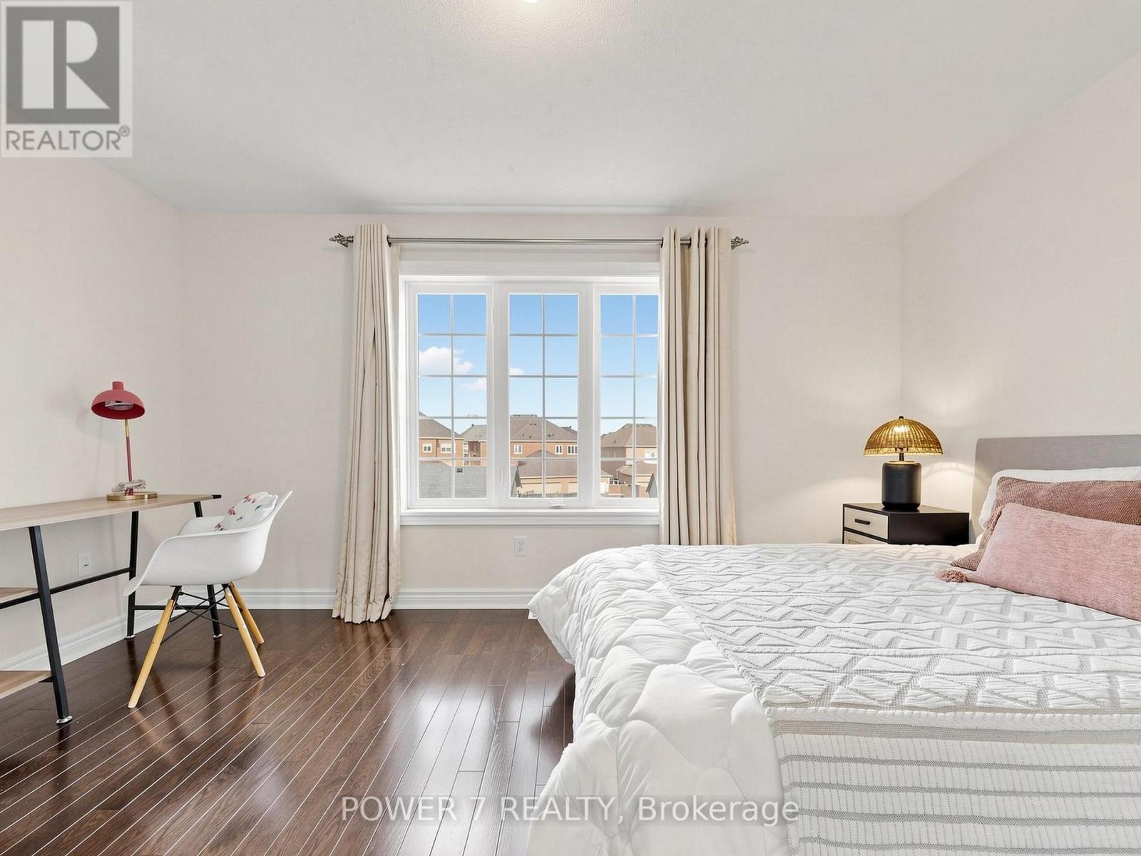7 BEMBRIDGE DRIVE - 40
