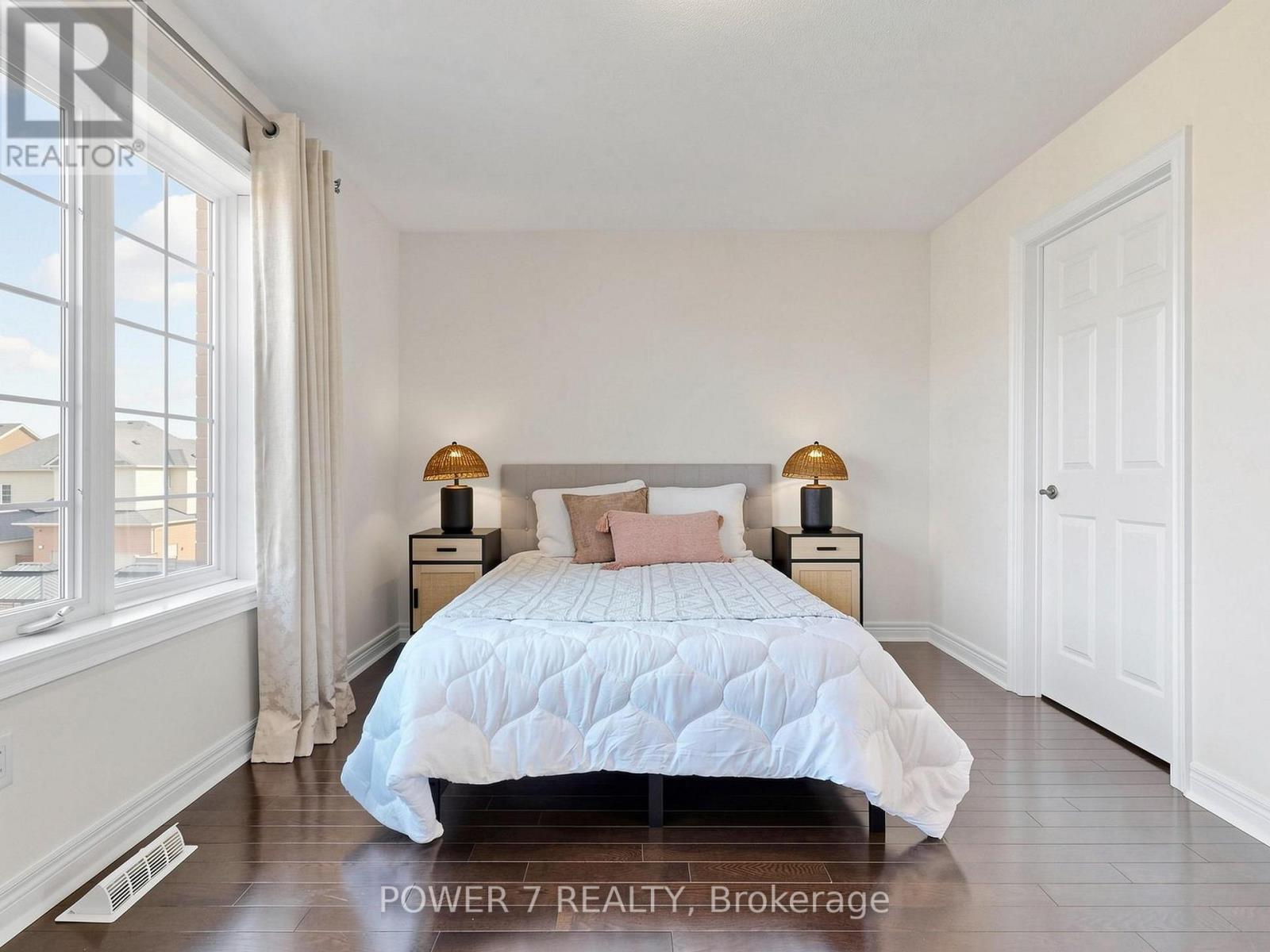 7 BEMBRIDGE DRIVE - 41