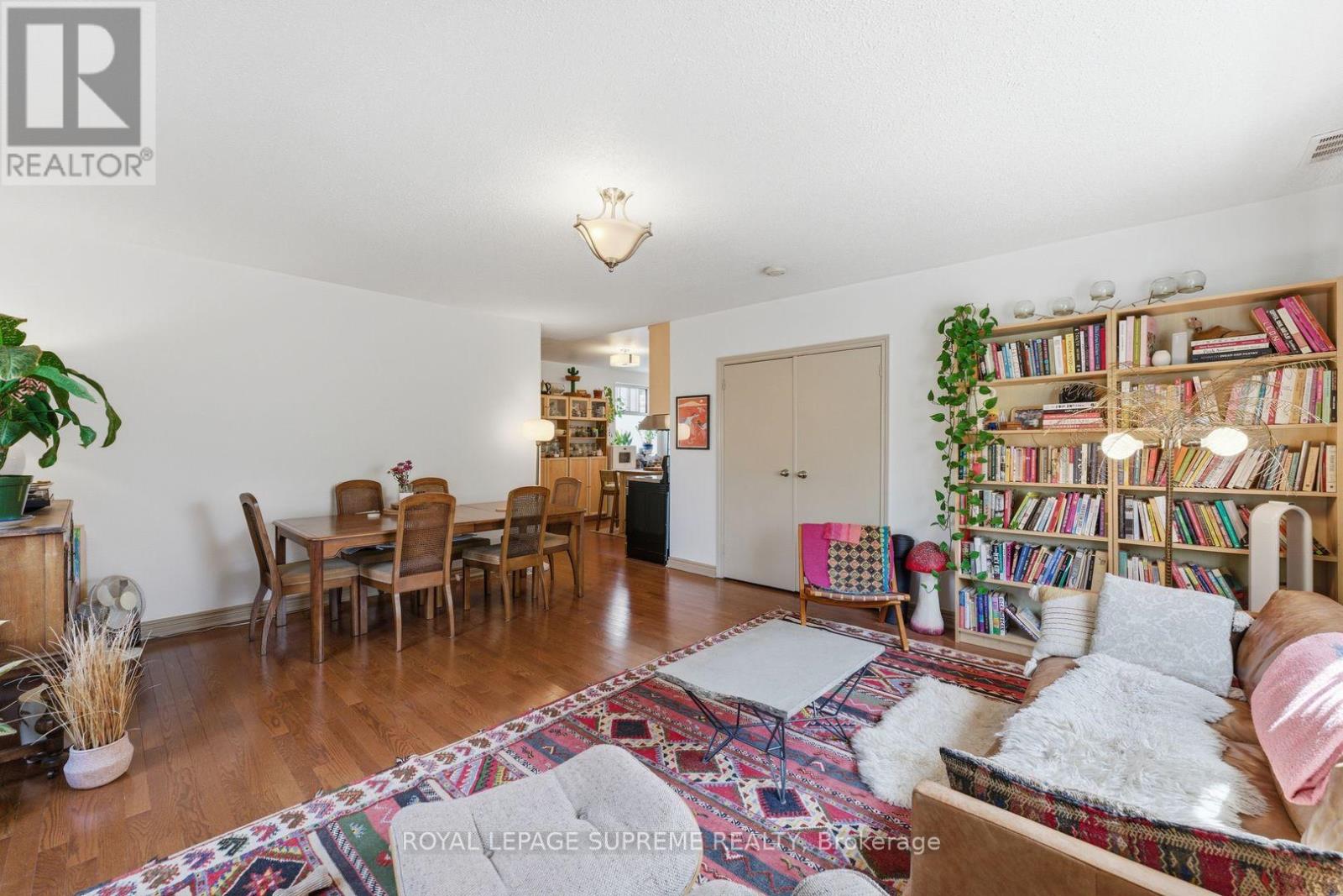 20 MAYNARD AVENUE - 39