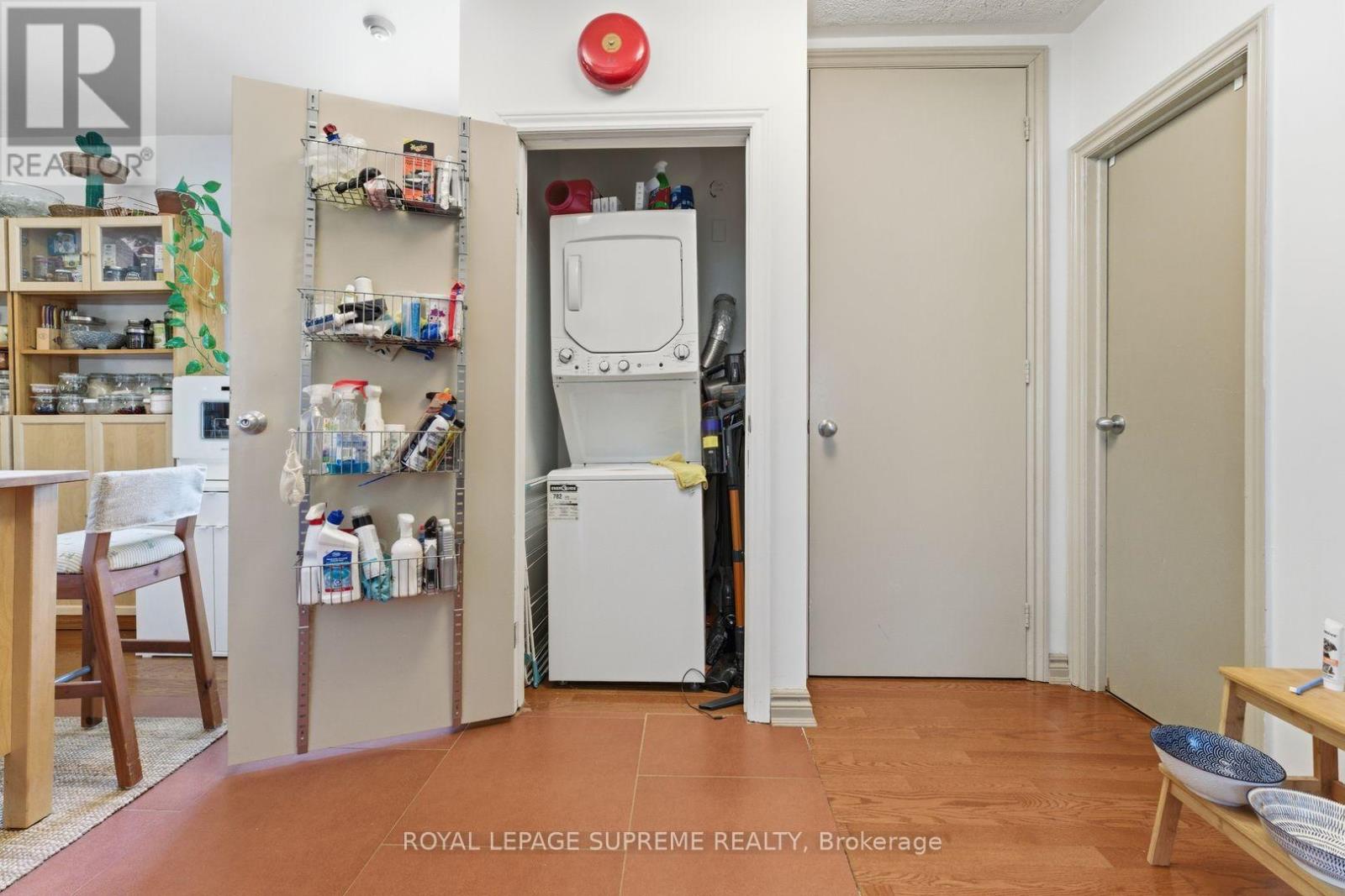 20 MAYNARD AVENUE - 47