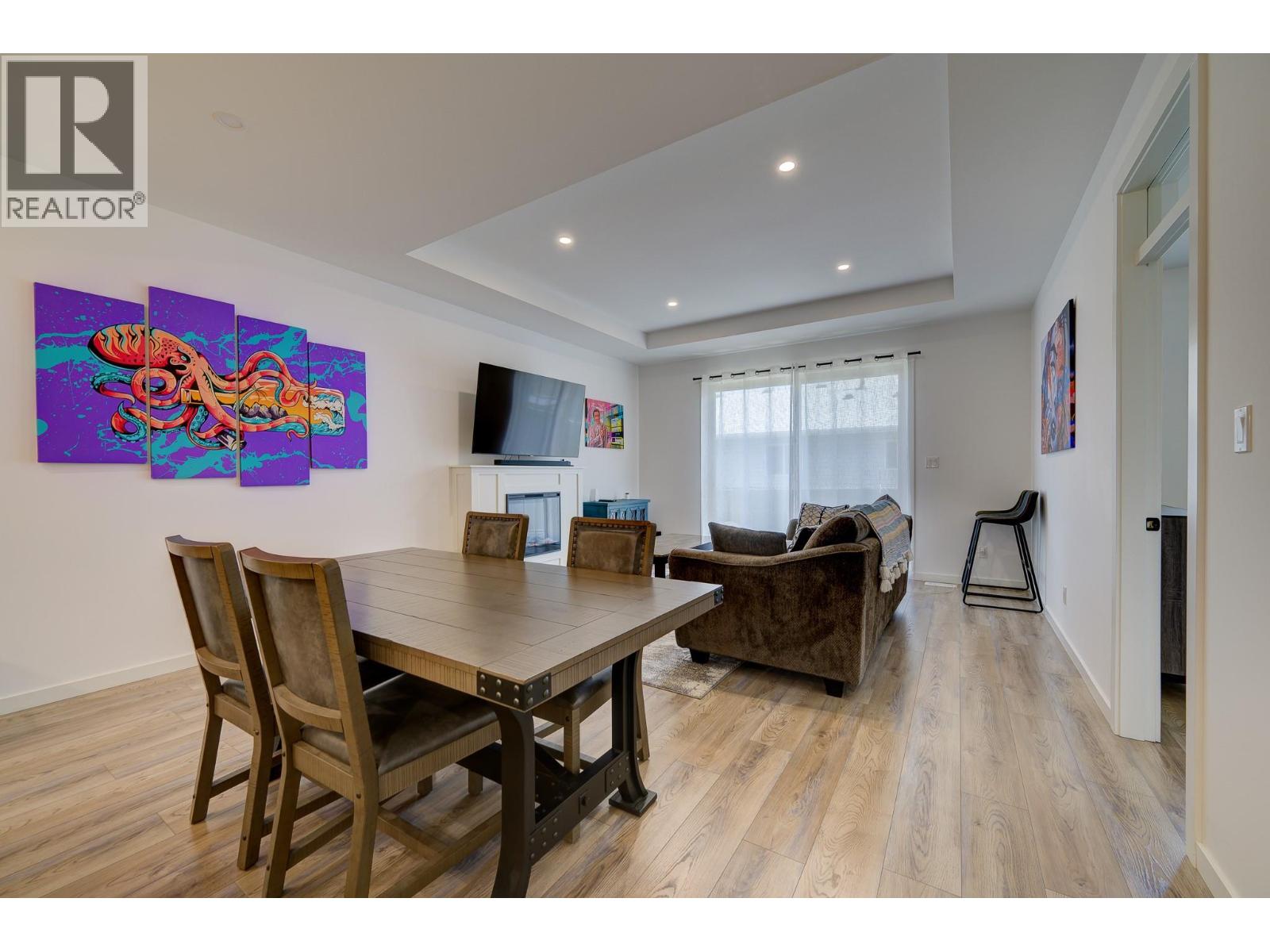 #2 220 Shepherd Road - 8