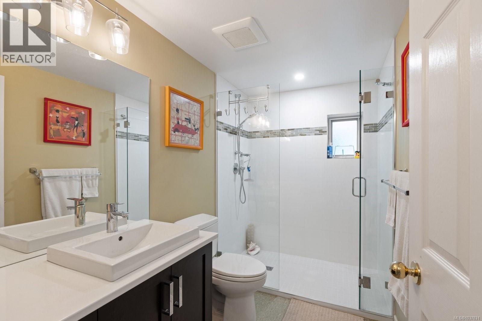 627 Downey Rd - 28