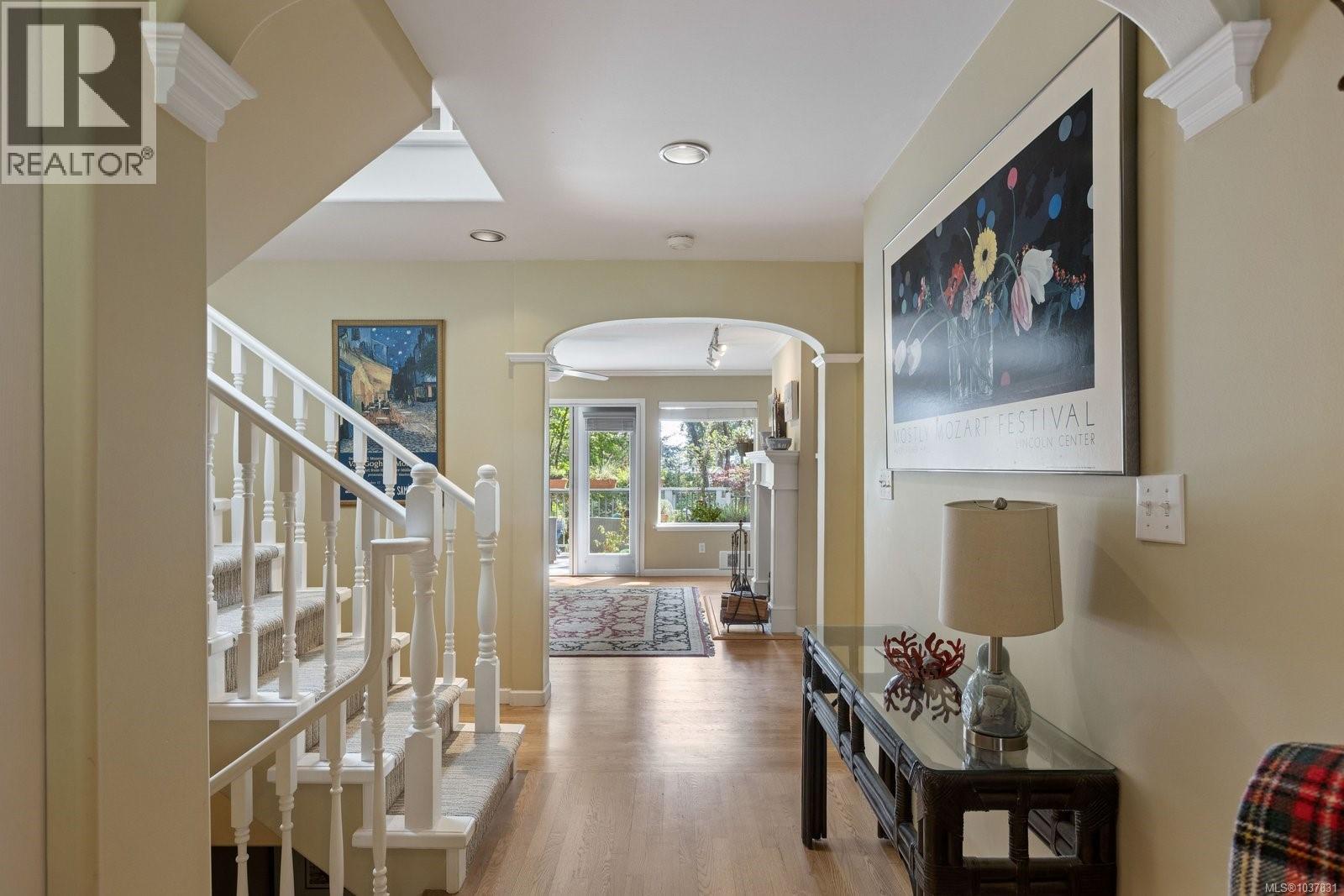 627 Downey Rd - Image 3