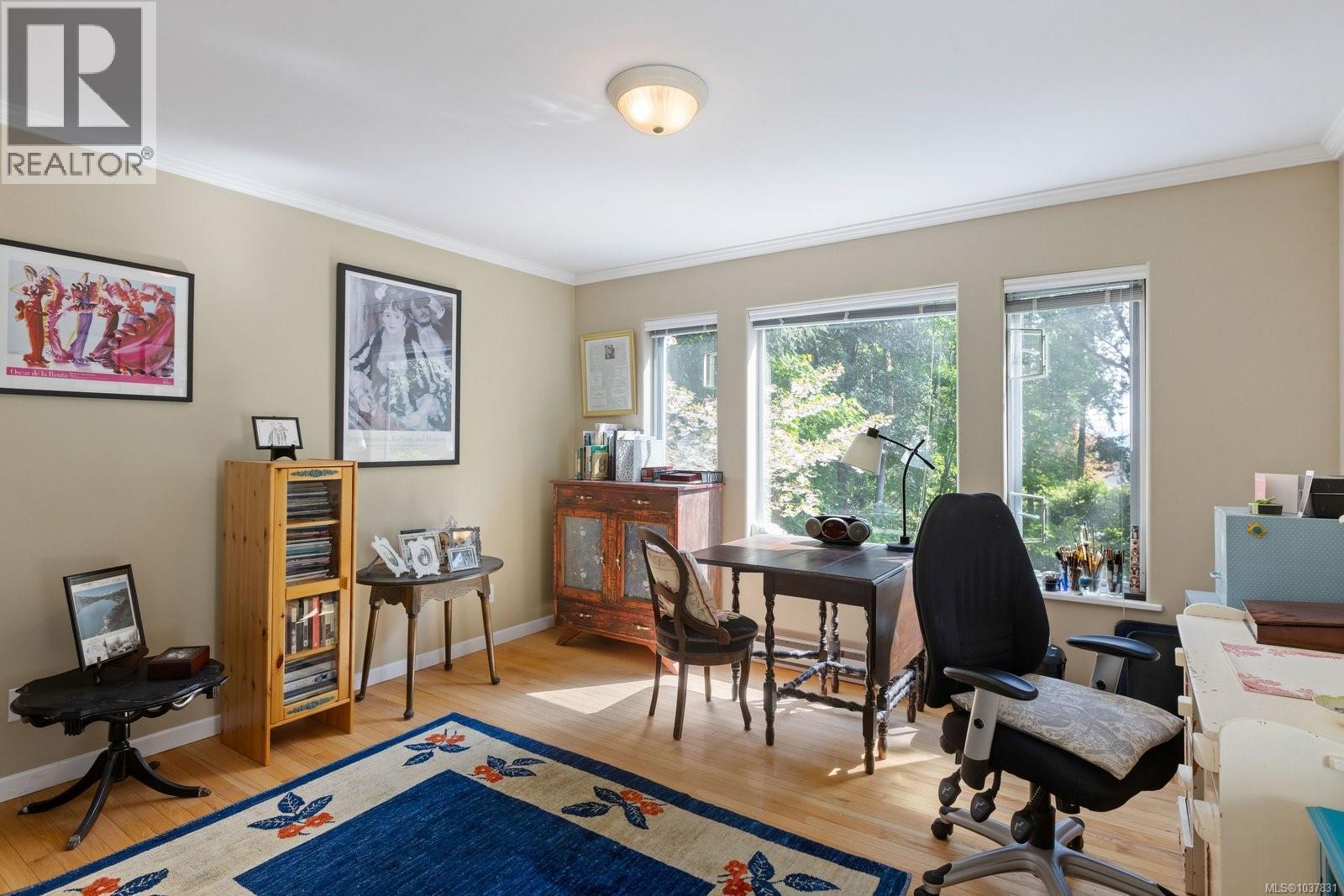 627 Downey Rd - 21