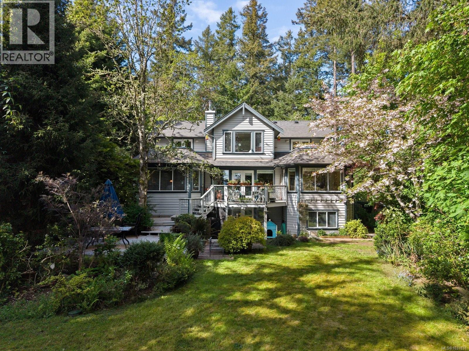 627 Downey Rd - 1