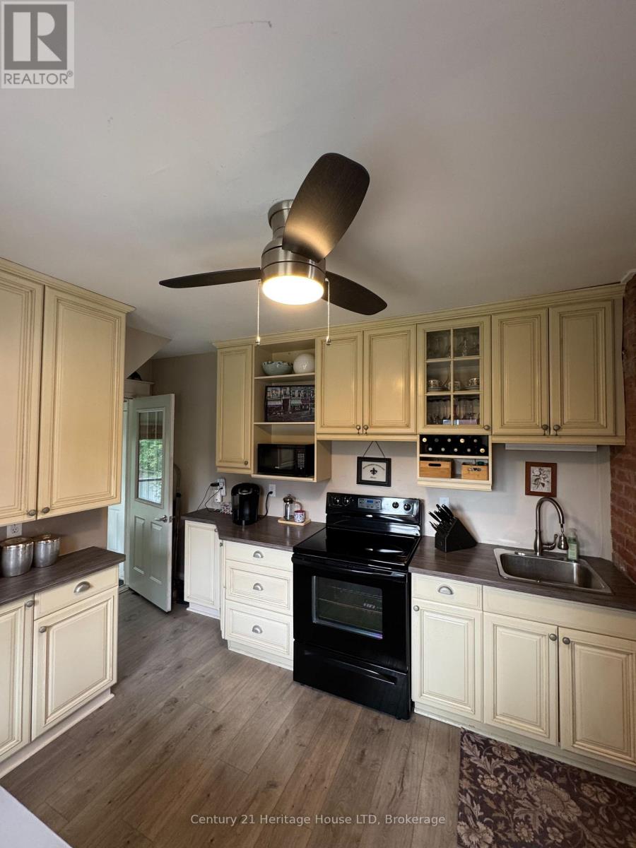 87 MARGERY ROAD - 14