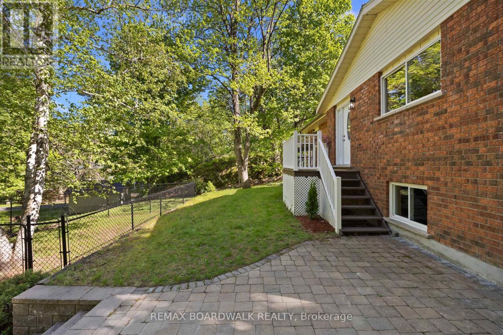 802 BEACH LANE - 34
