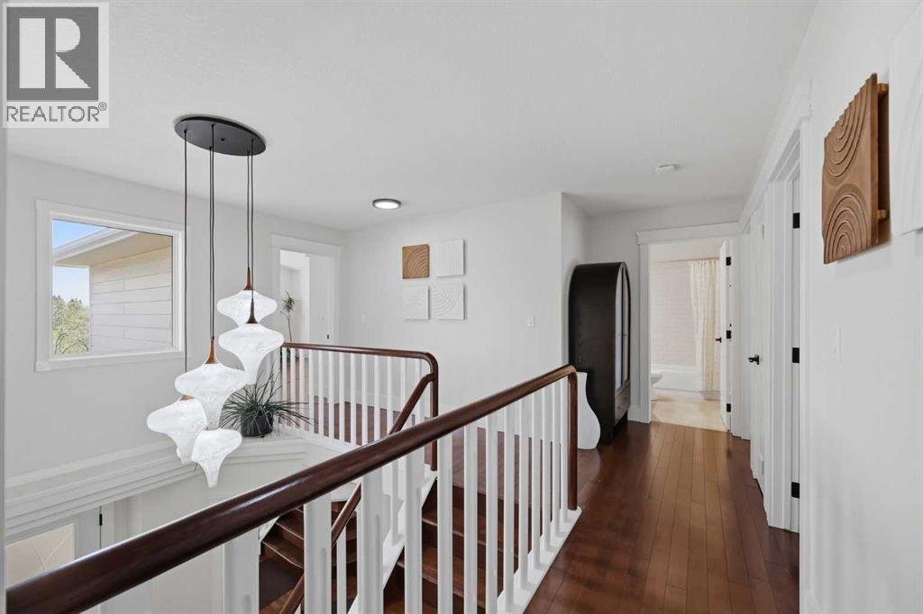 106 Sunvista Crescent SE - 34