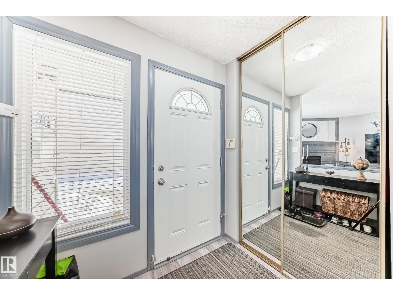 214A WARWICK RD NW - Image 2