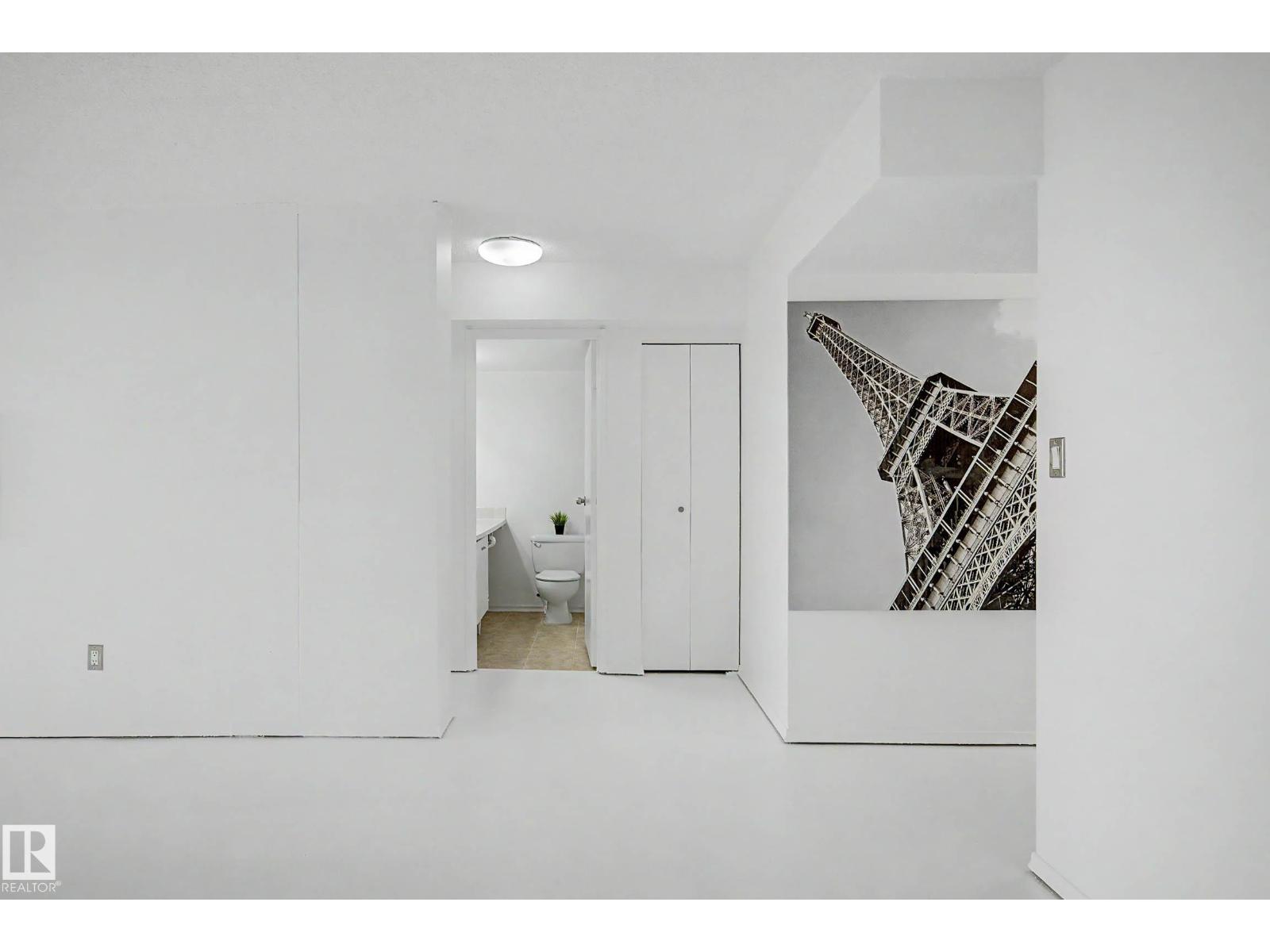 #160 8735 165 ST NW - 8