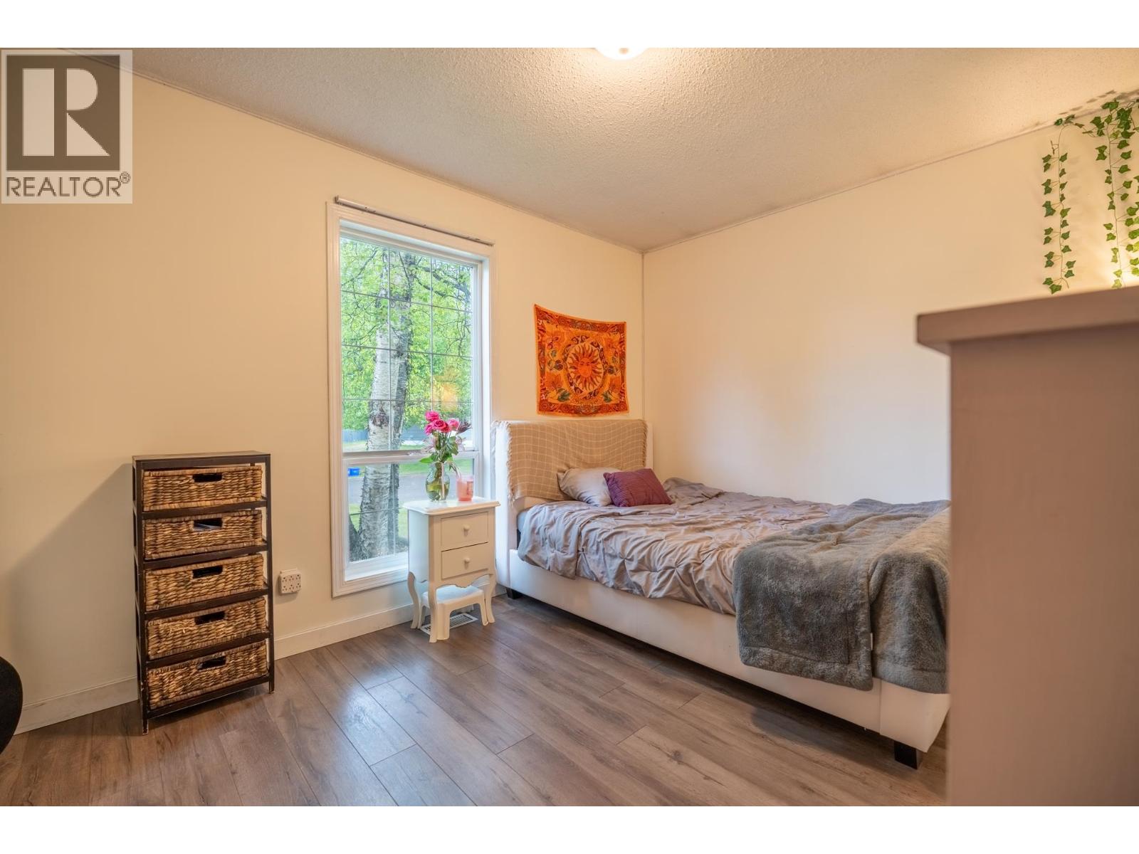 Photo 10 of 21 — 7325 IMPERIAL CRESCENT · Prince George, BC