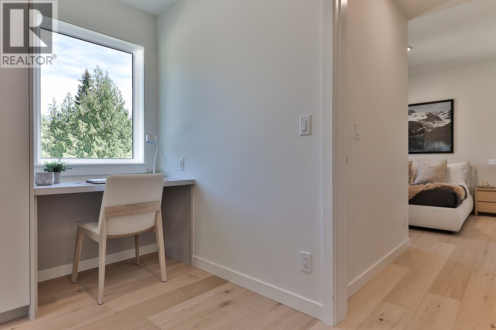 4280 Red Mountain Road Unit# 111, Rossland