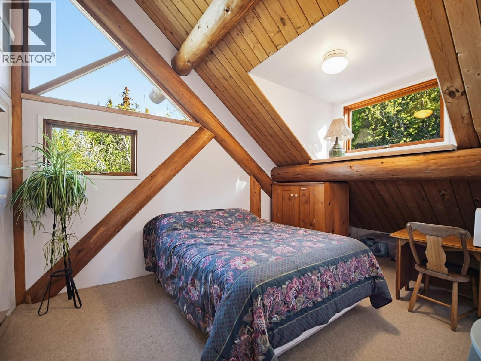 3330 Henderson Road - 28