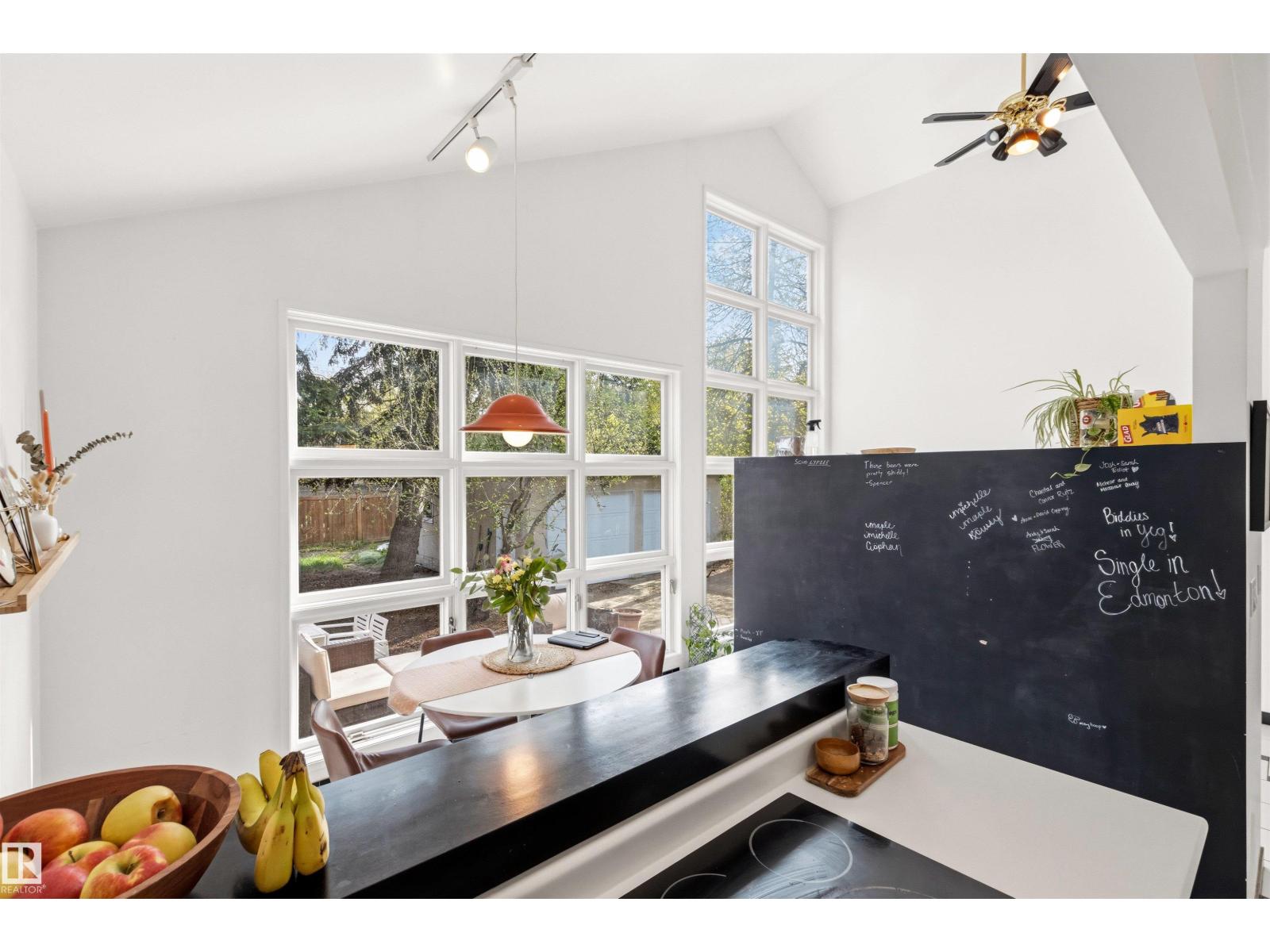 11415 73 AV NW - 26