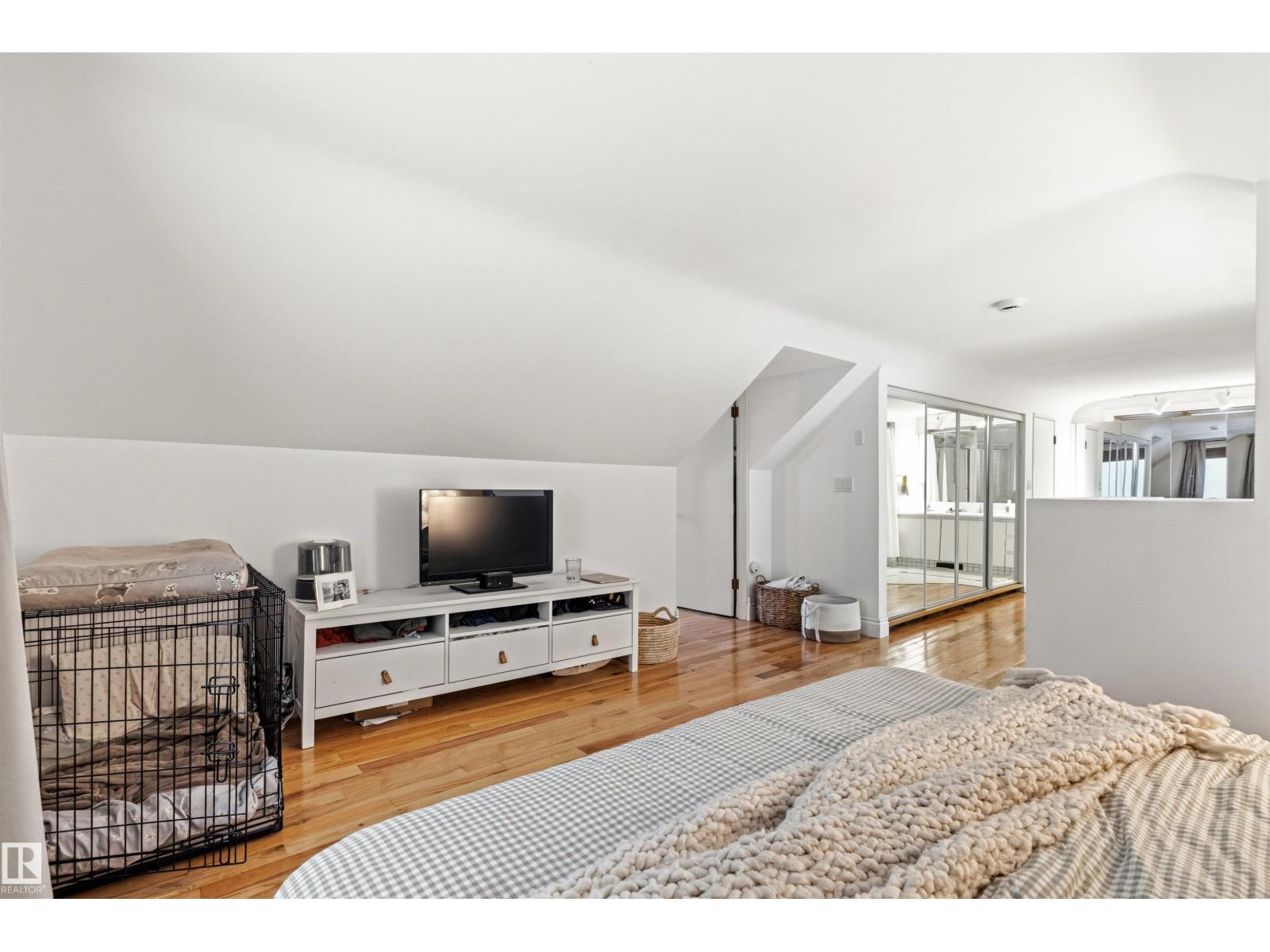 11415 73 AV NW - 35