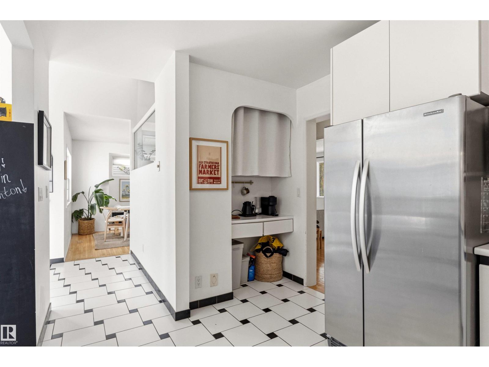 11415 73 AV NW - 24