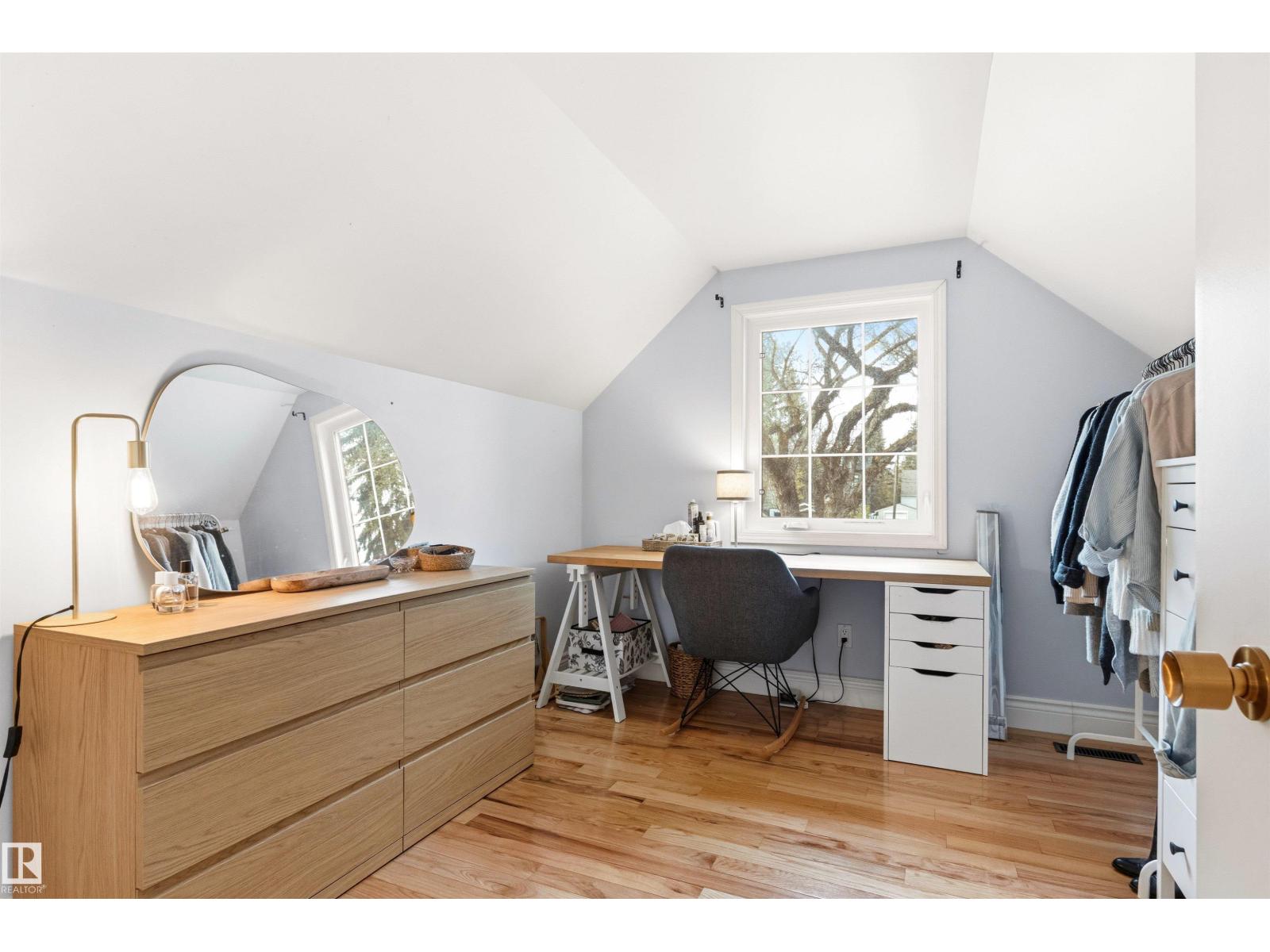 11415 73 AV NW - 29