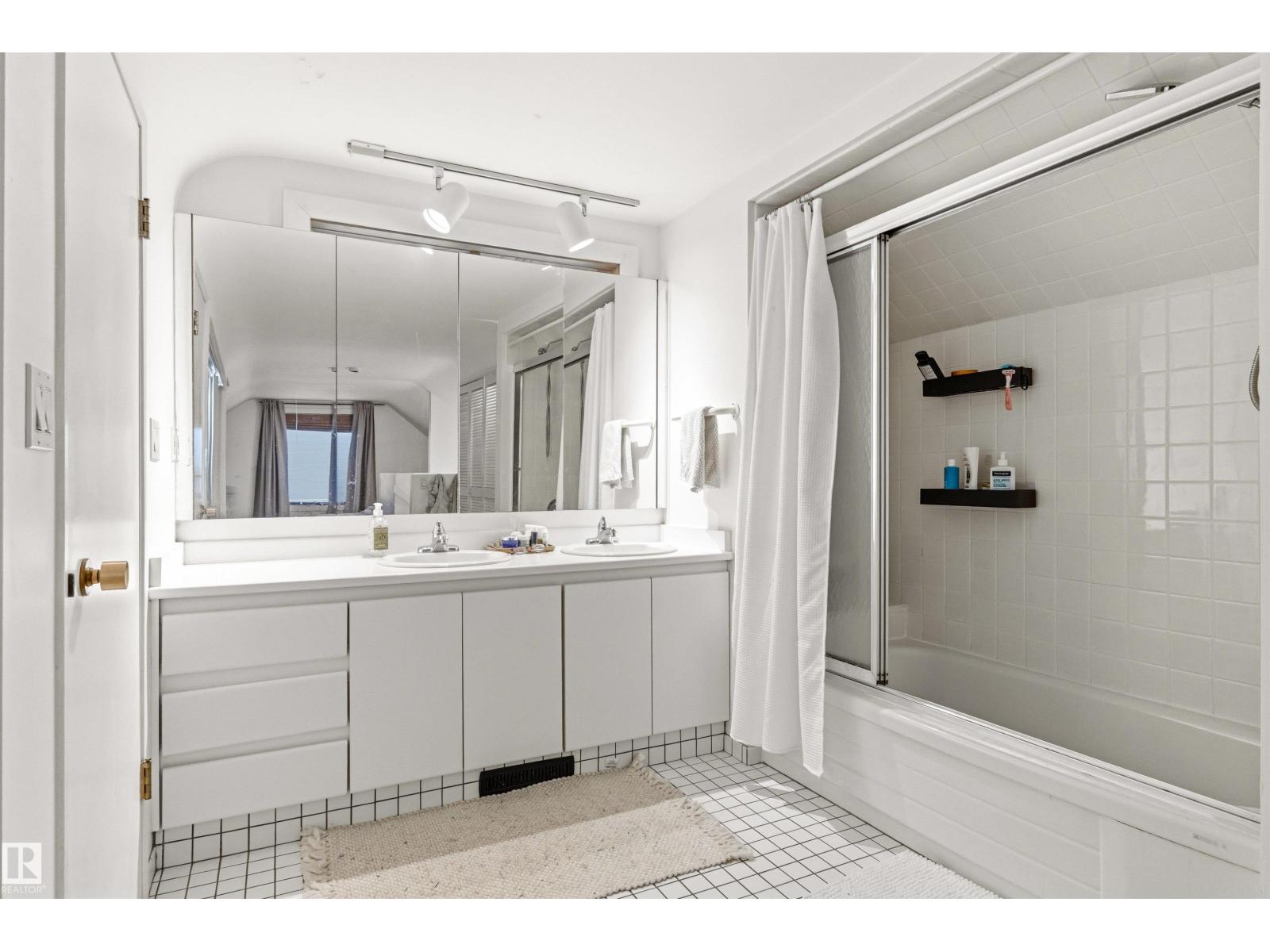 11415 73 AV NW - 36