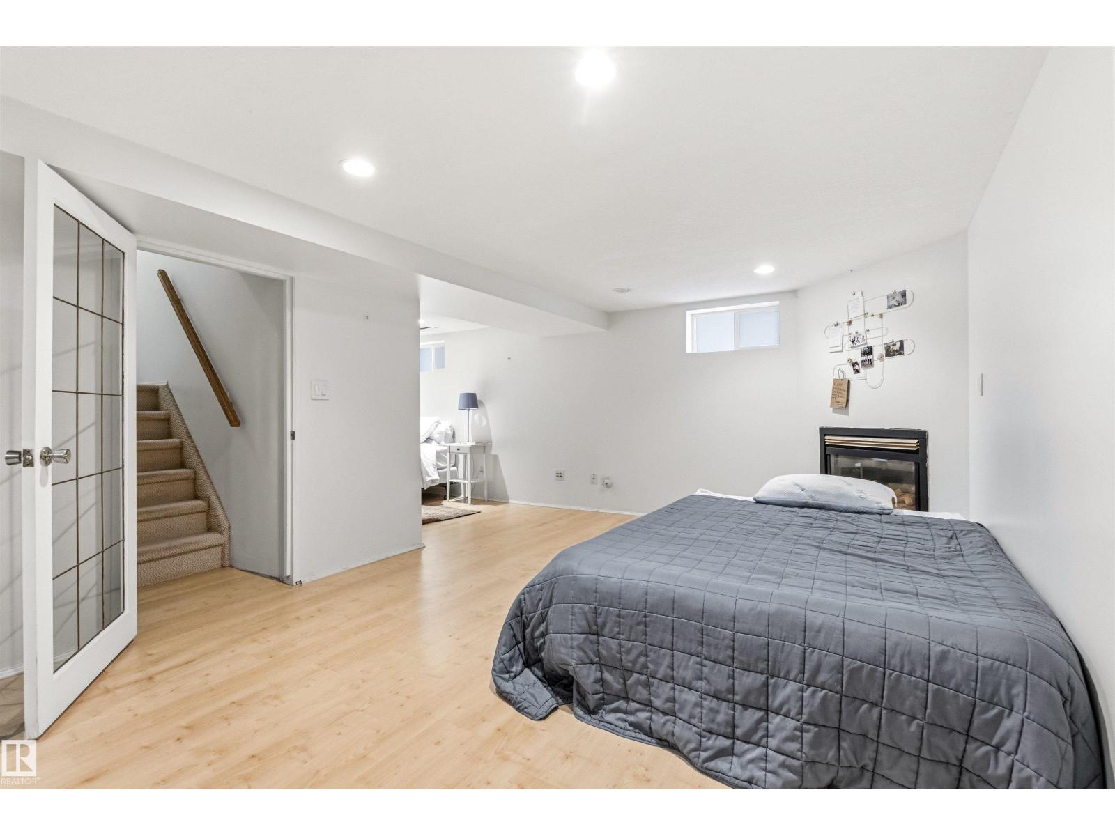 11415 73 AV NW - 39
