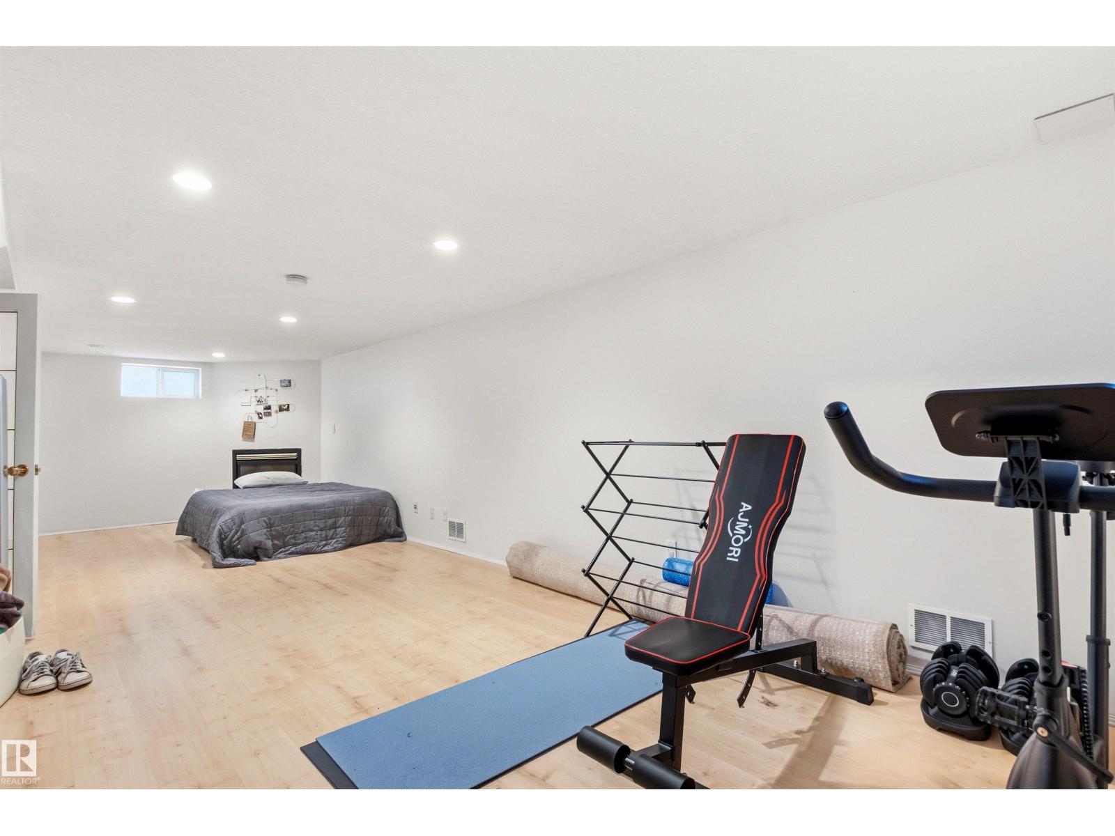 11415 73 AV NW - 43