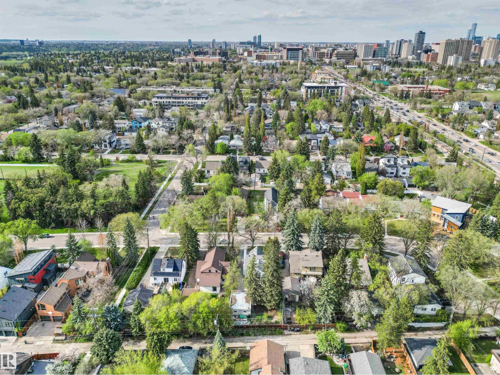 11415 73 AV NW - 66
