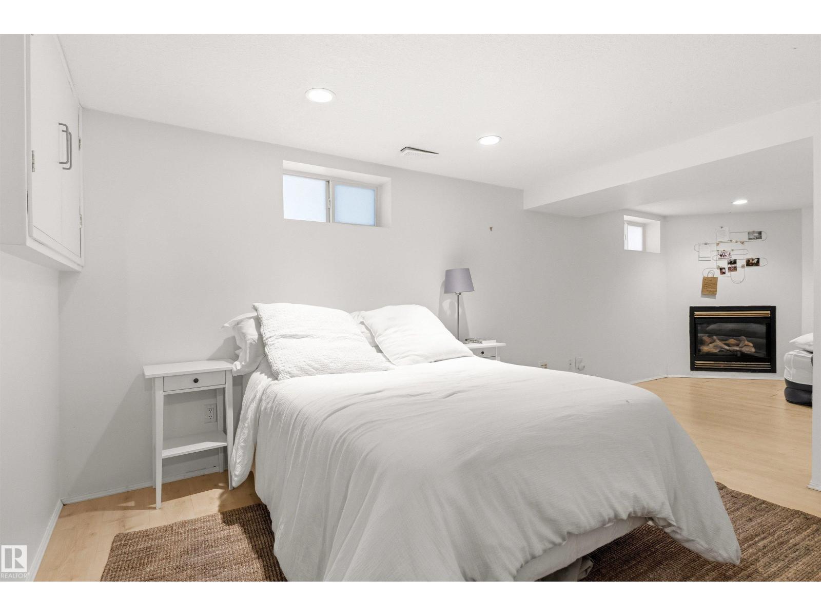 11415 73 AV NW - 38