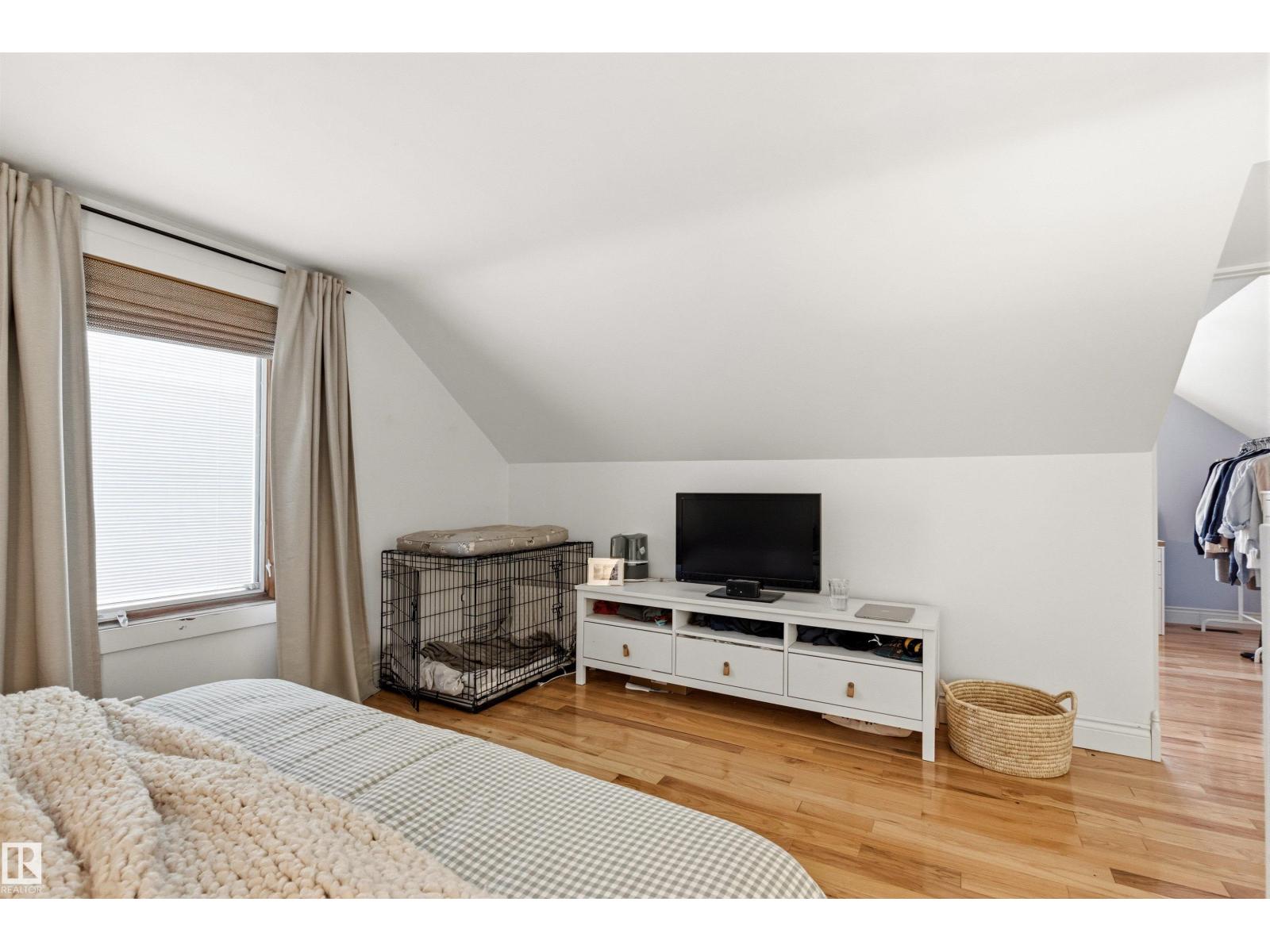 11415 73 AV NW - 37