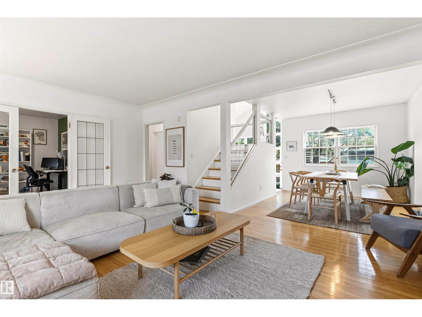 11415 73 AV NW - 16