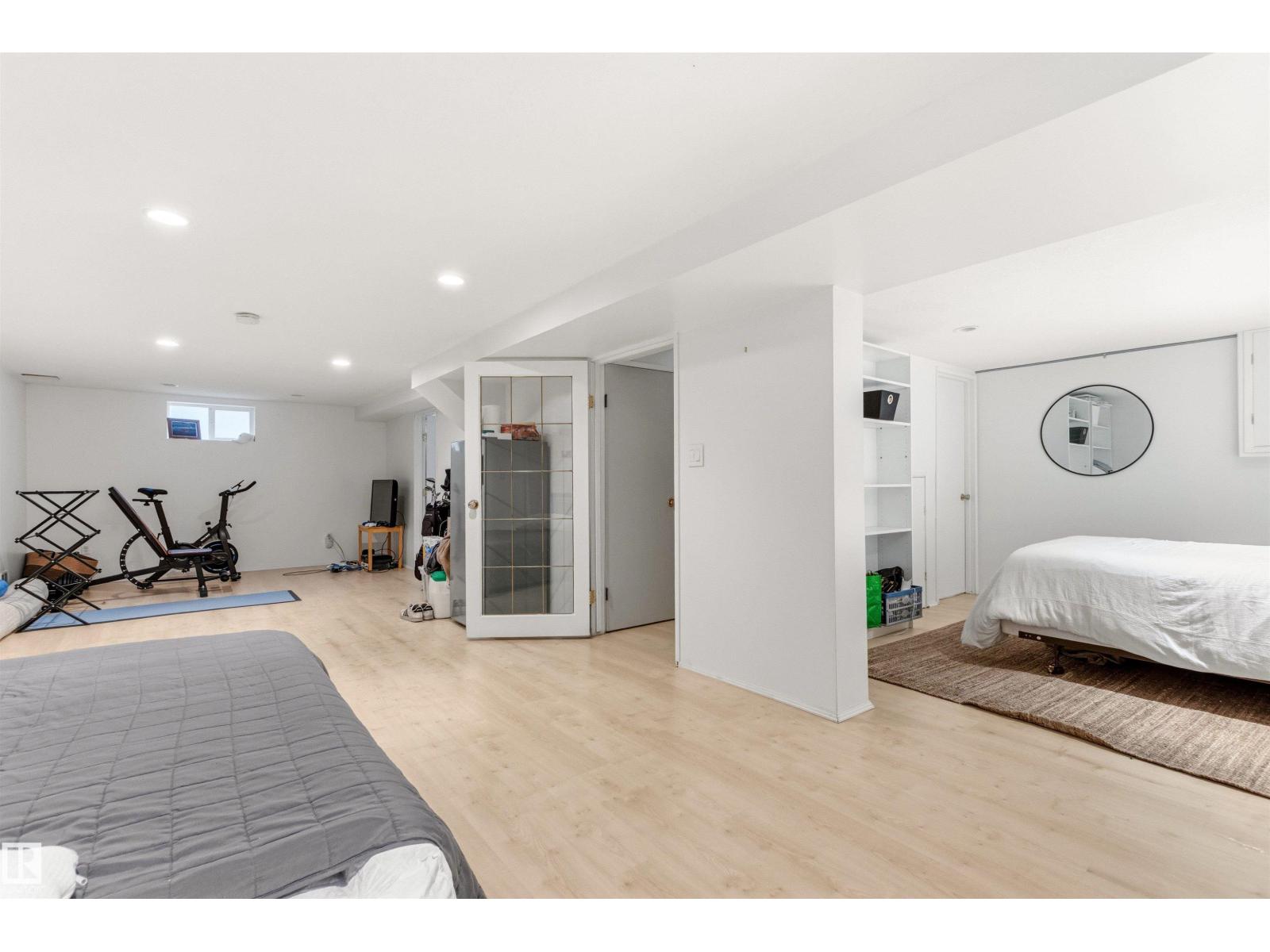 11415 73 AV NW - 40