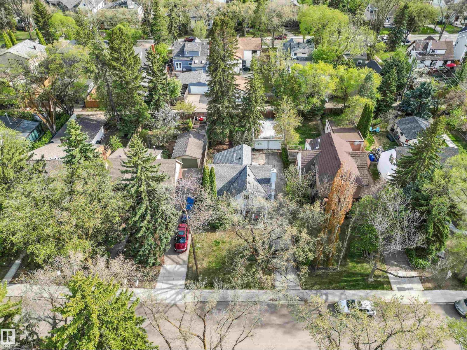 11415 73 AV NW - 60