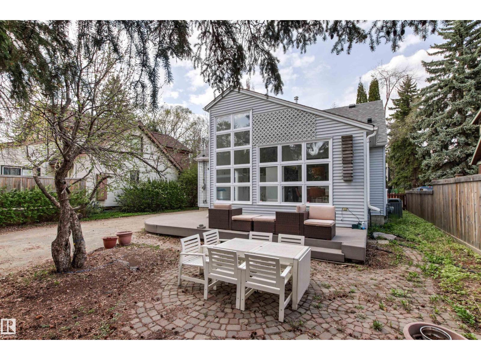11415 73 AV NW - 51