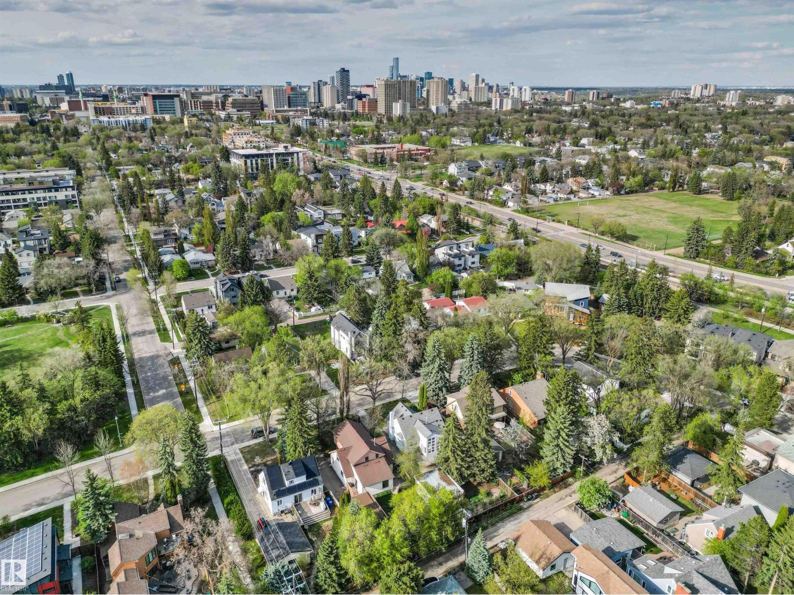 11415 73 AV NW - 68