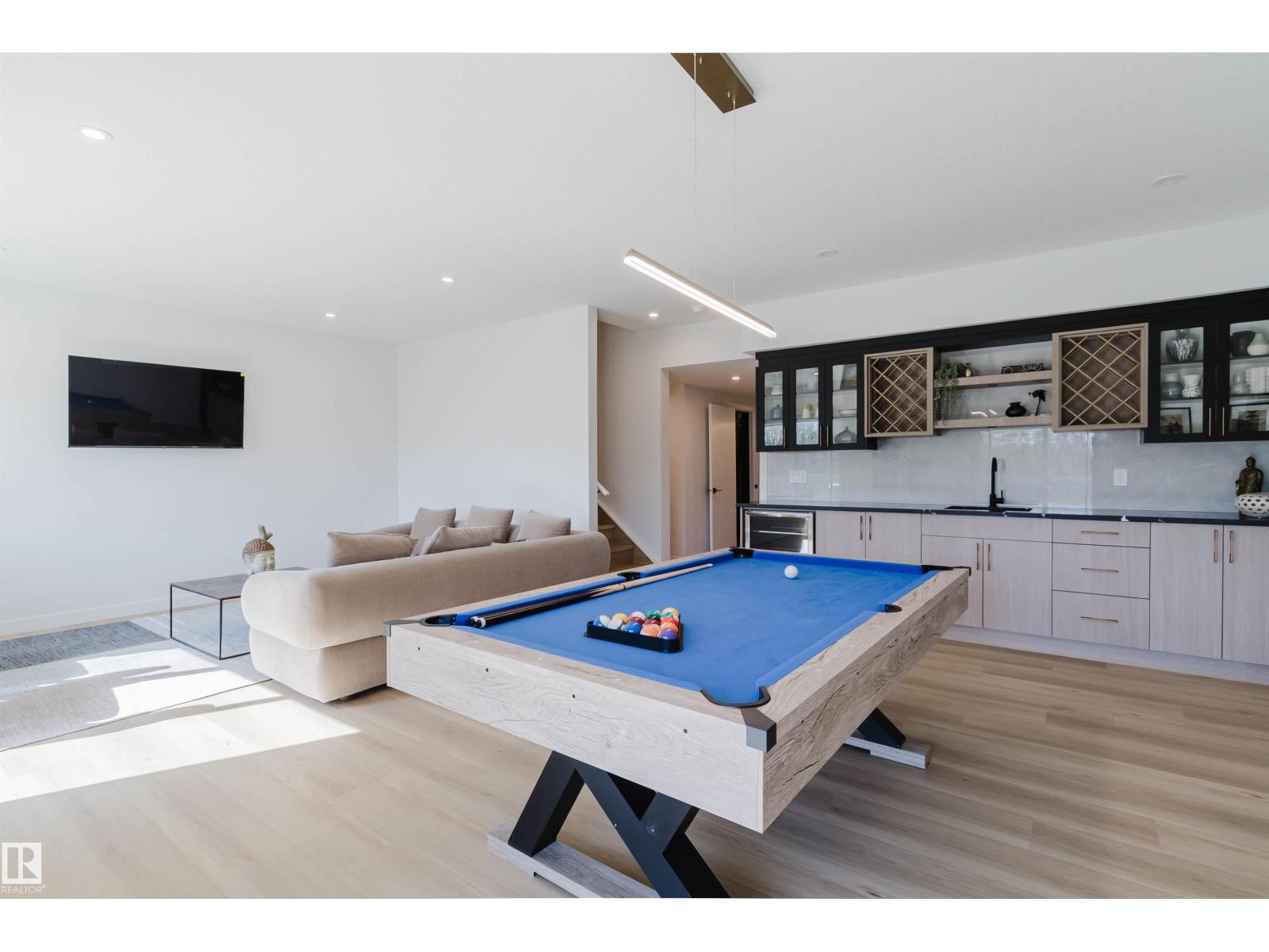 211 EDGEMONT GR NW - 50