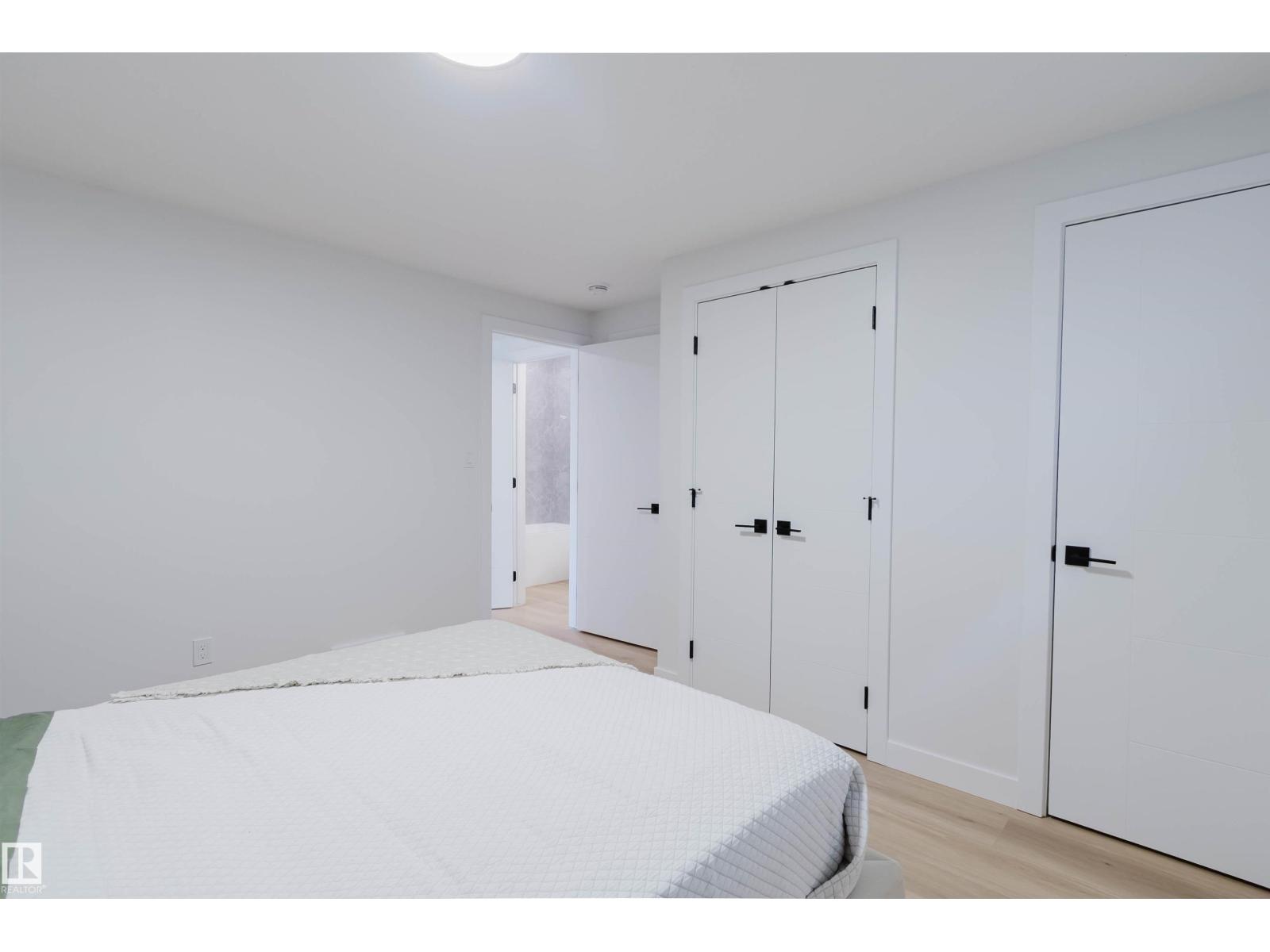 211 EDGEMONT GR NW - 62