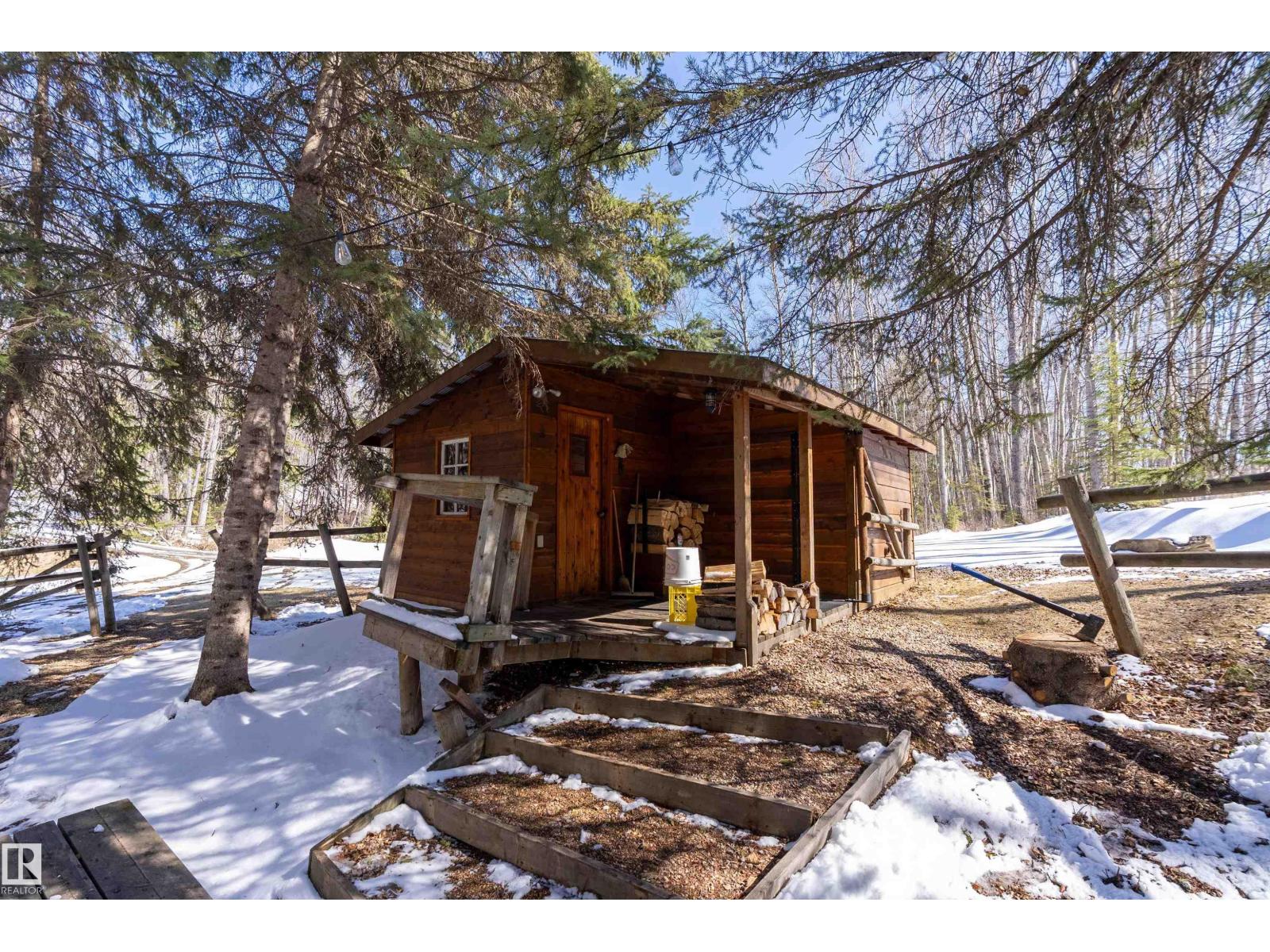 21056 TWP ROAD 465 — photo 34