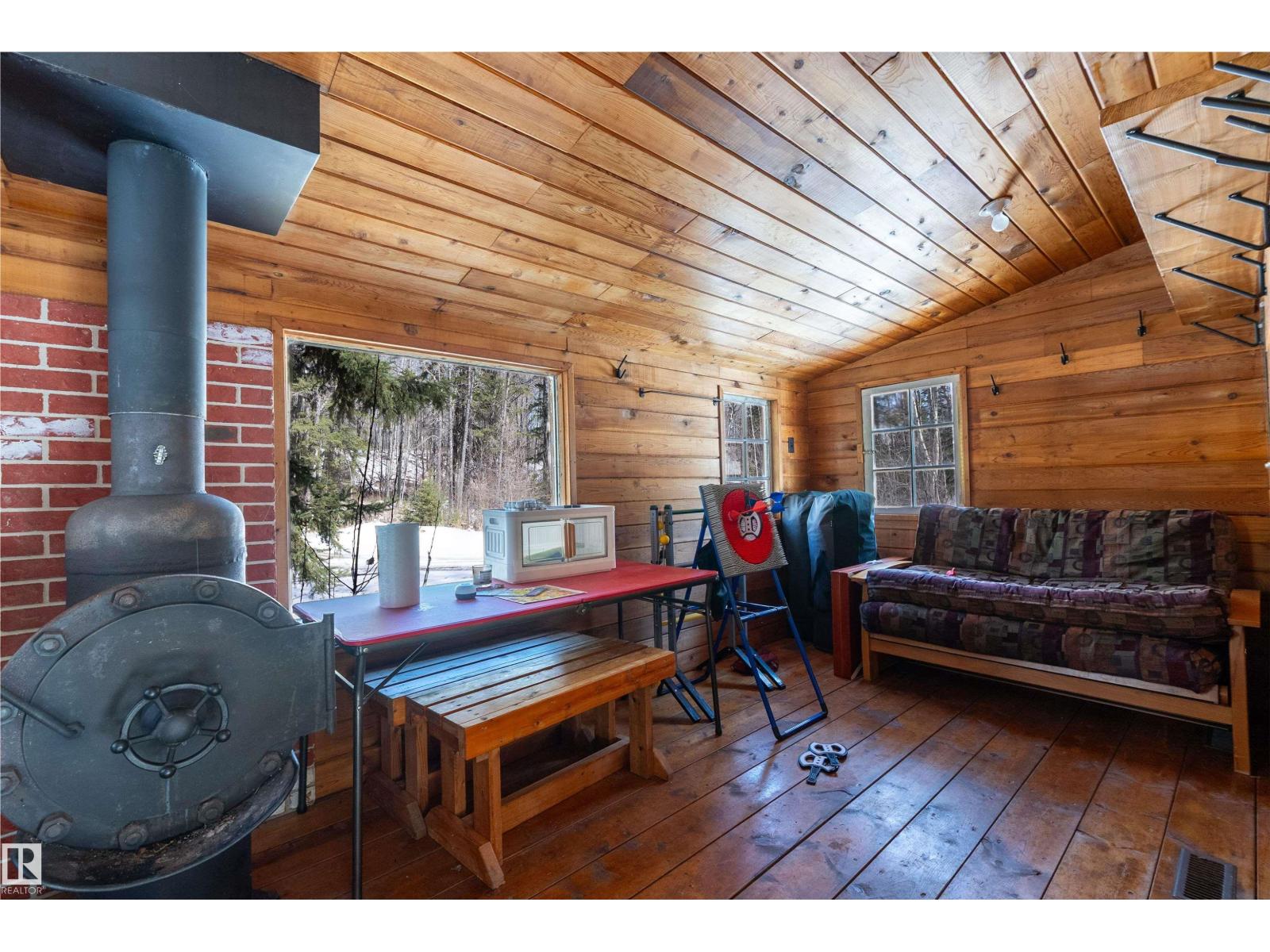 21056 TWP ROAD 465 — photo 35