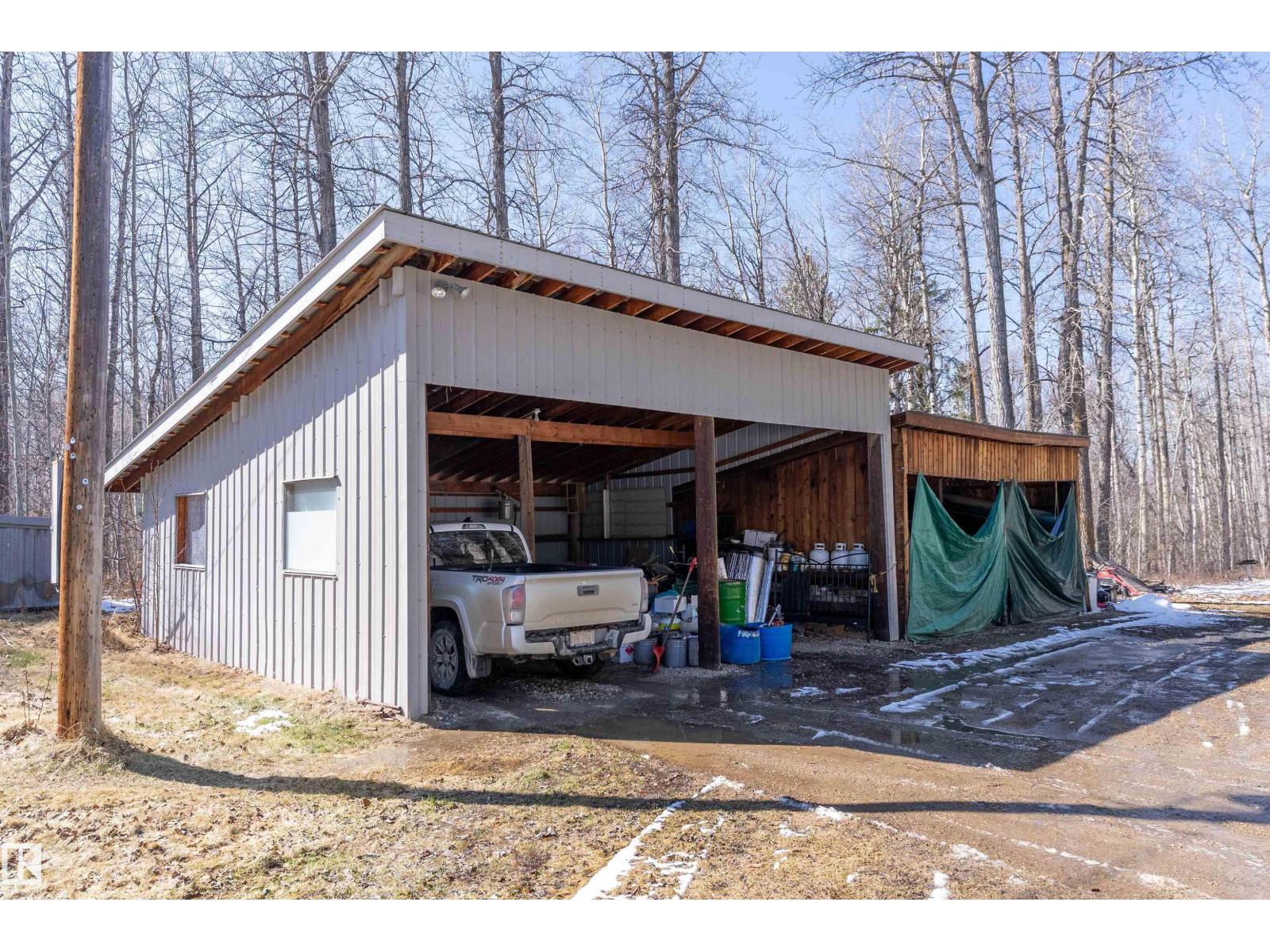 21056 TWP ROAD 465 — photo 48