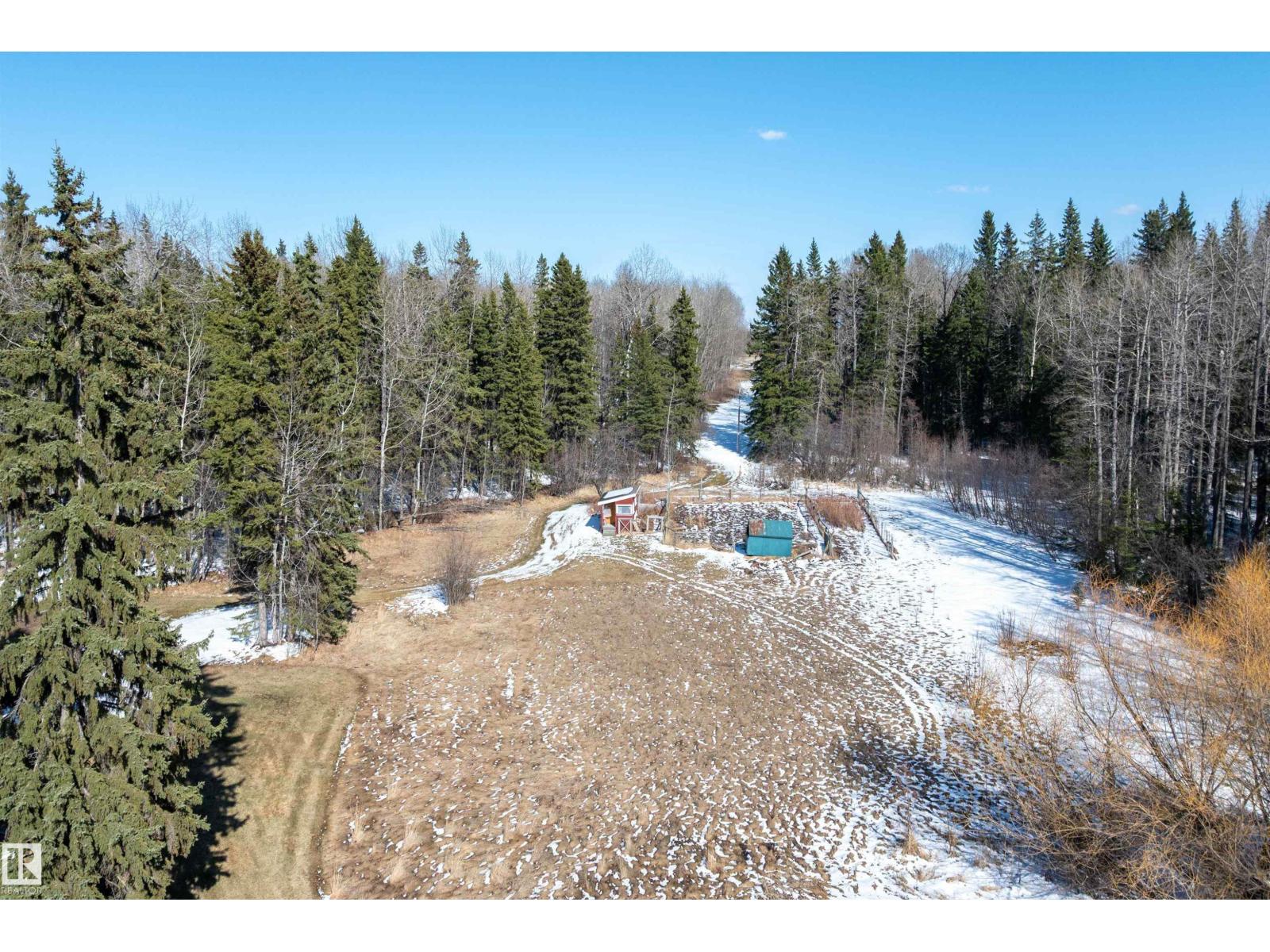 21056 TWP ROAD 465 — photo 49