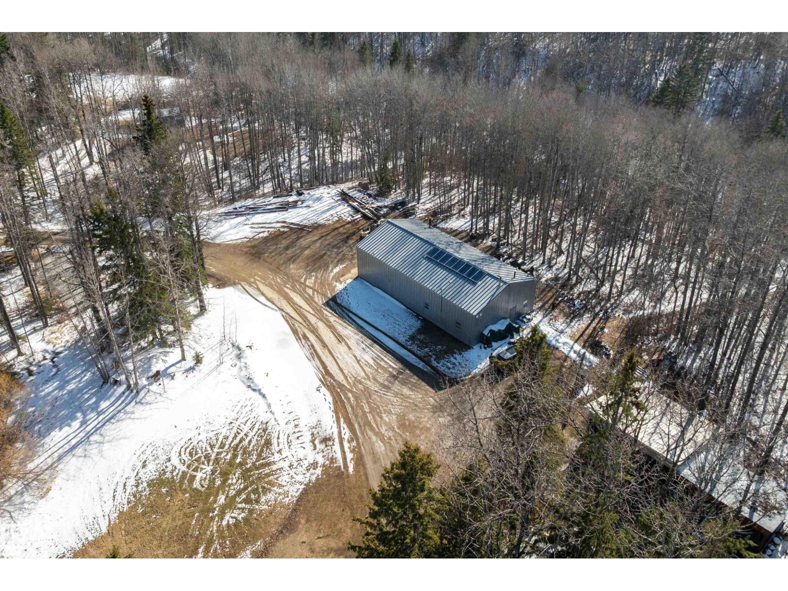 21056 TWP ROAD 465 — photo 61