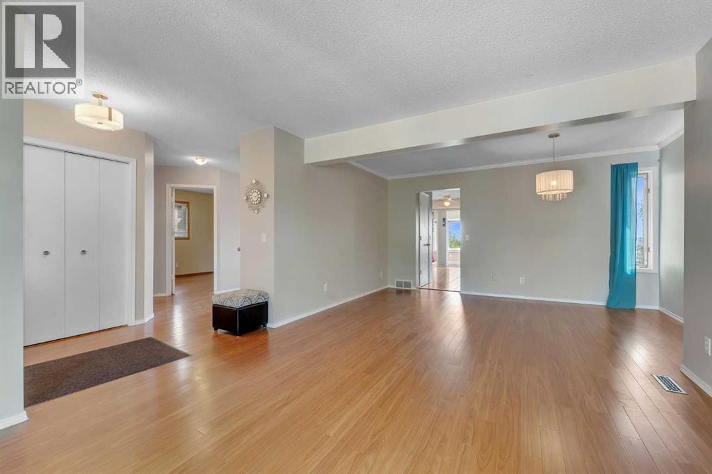 271 Arbour Lake Way NW - 12