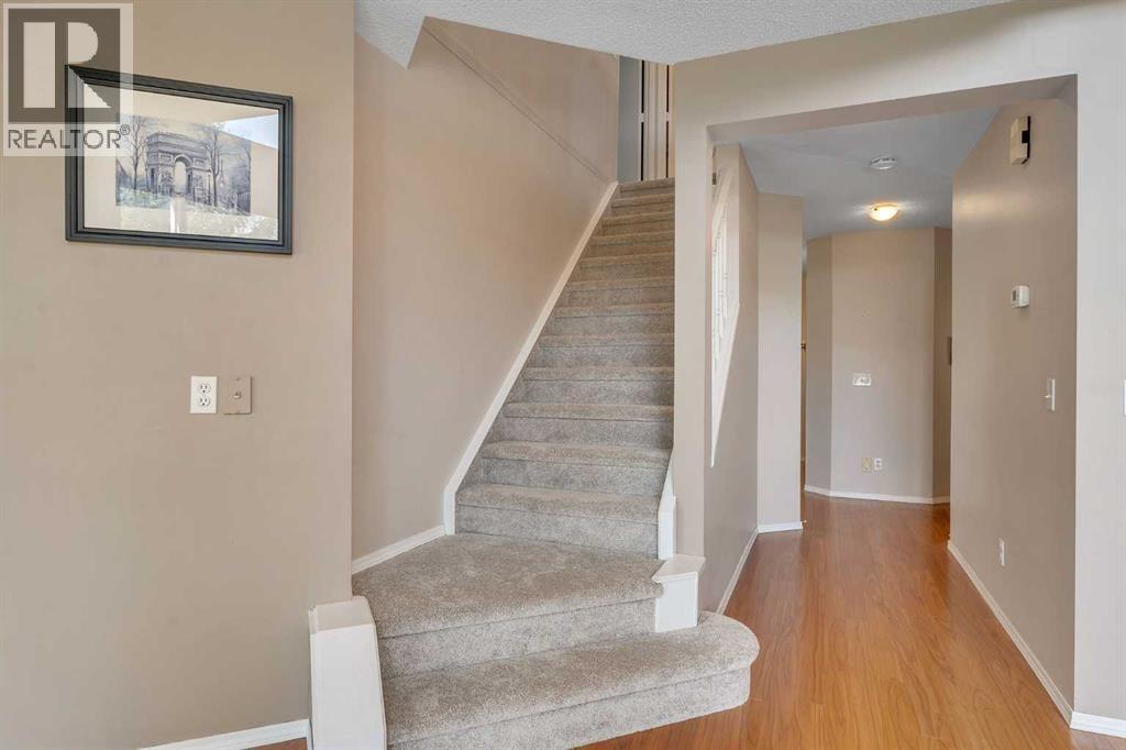 271 Arbour Lake Way NW - 27